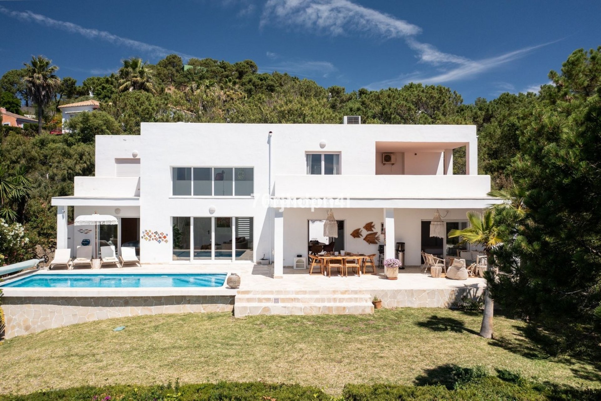 Resale - Detached villa - Estepona - Estepona Centro