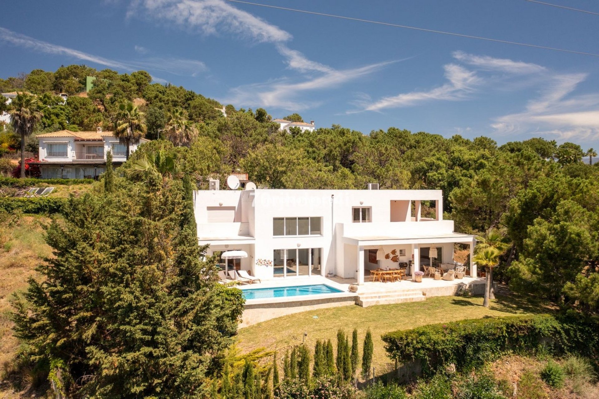 Resale - Detached villa - Estepona - Estepona Centro