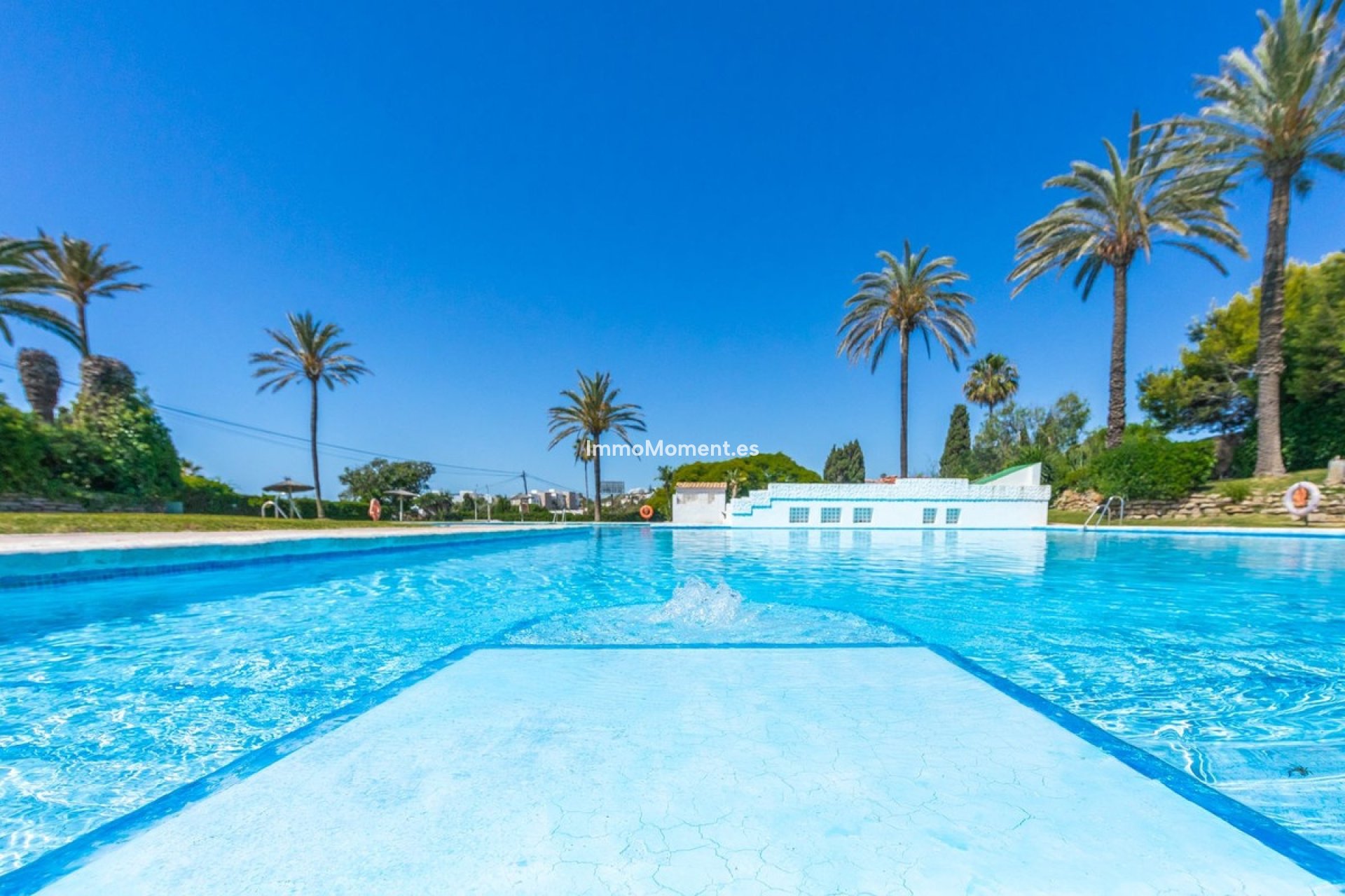 Resale - Detached villa - Estepona - Estepona Centro