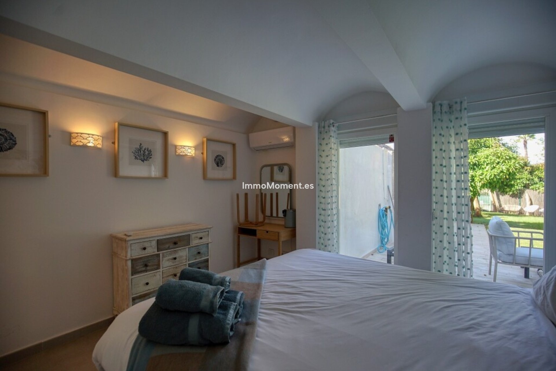 Resale - Detached villa - Estepona - Estepona Centro
