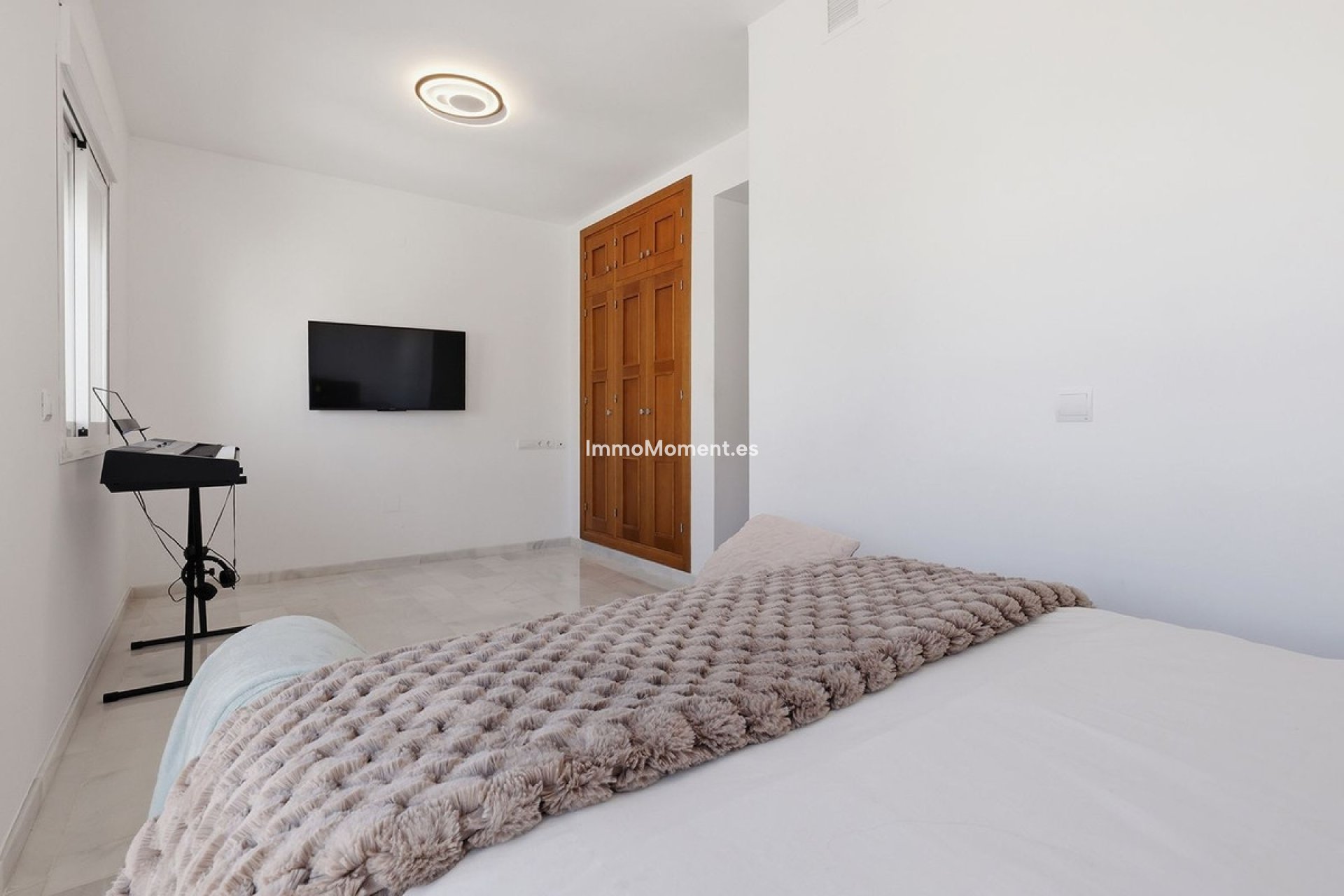 Resale - Detached villa - Estepona - Estepona Centro