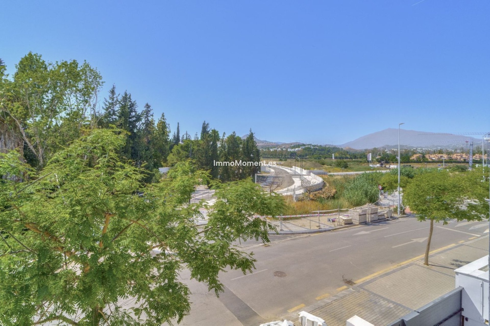 Resale - Detached villa - Estepona - Estepona Centro