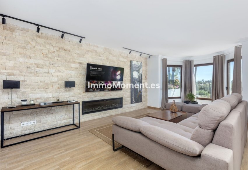 Resale - Detached villa - Estepona - Estepona Centro
