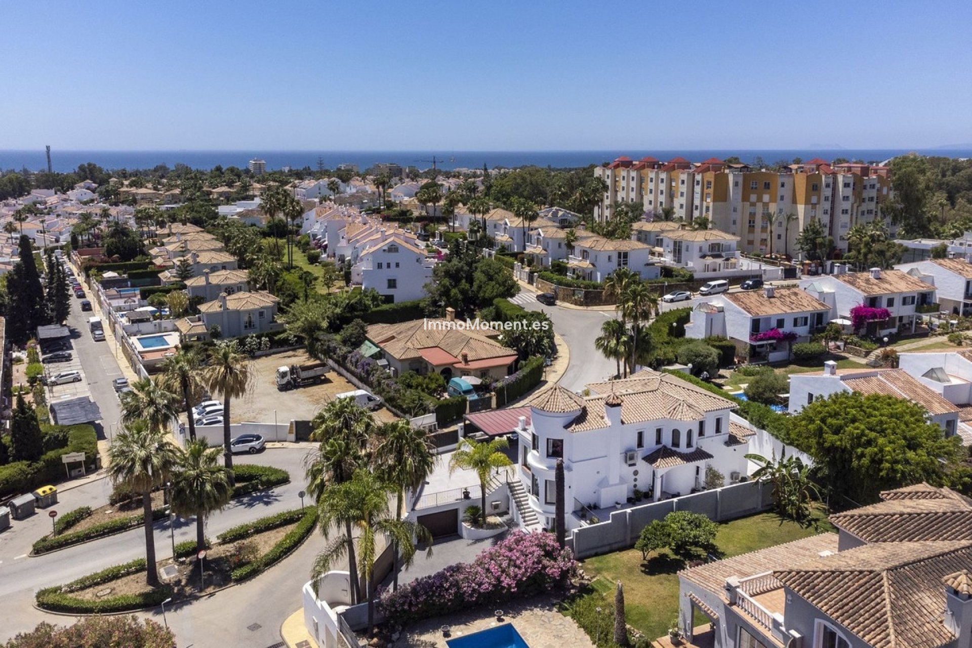 Resale - Detached villa - Estepona - Estepona Centro