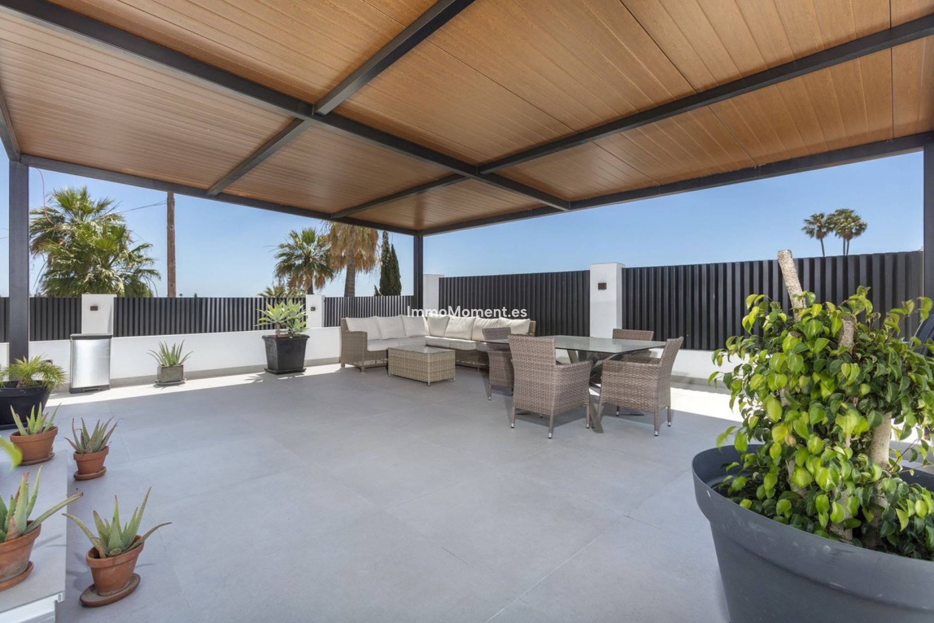 Resale - Detached villa - Estepona - Estepona Centro