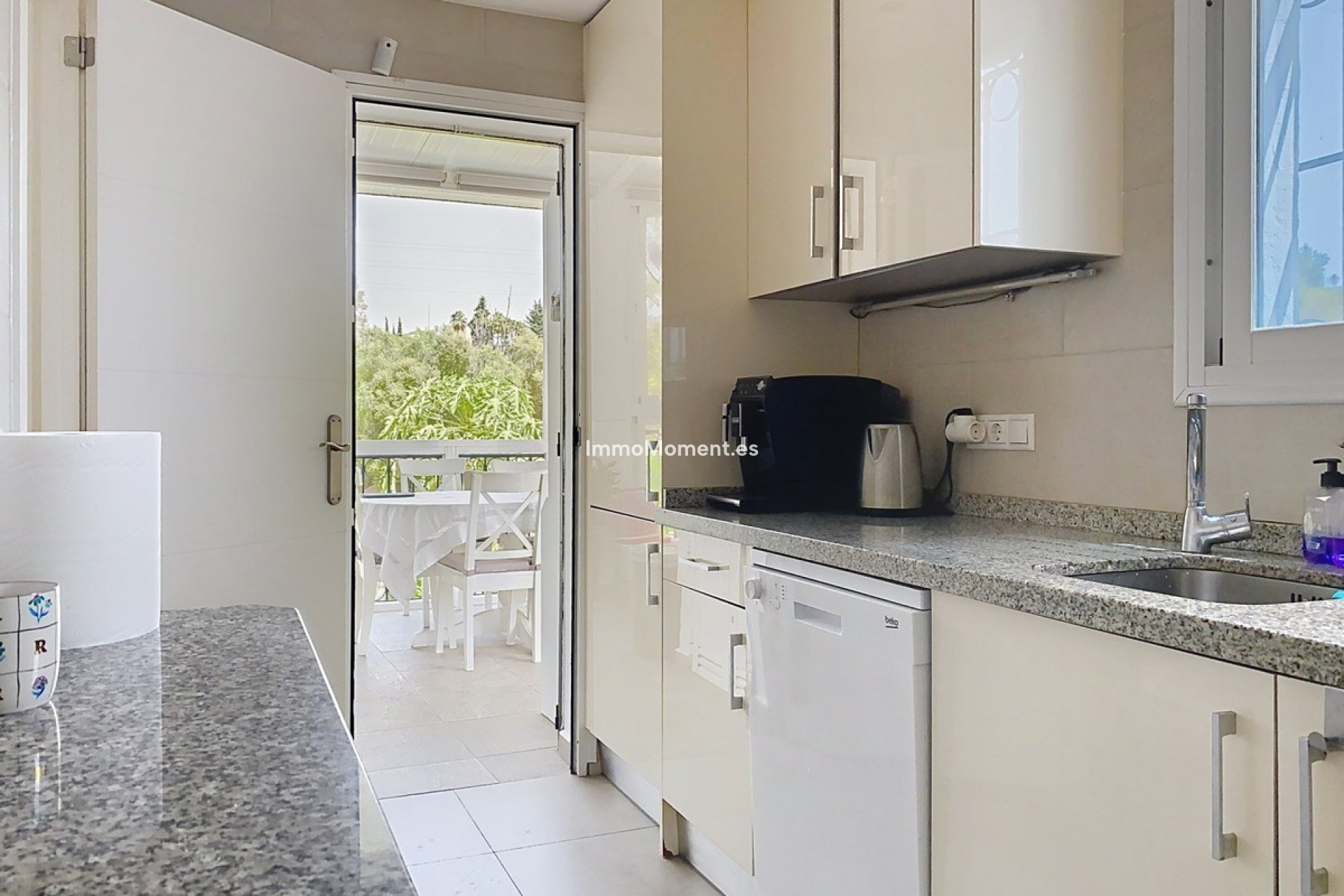 Resale - Detached villa - Estepona - Estepona Centro