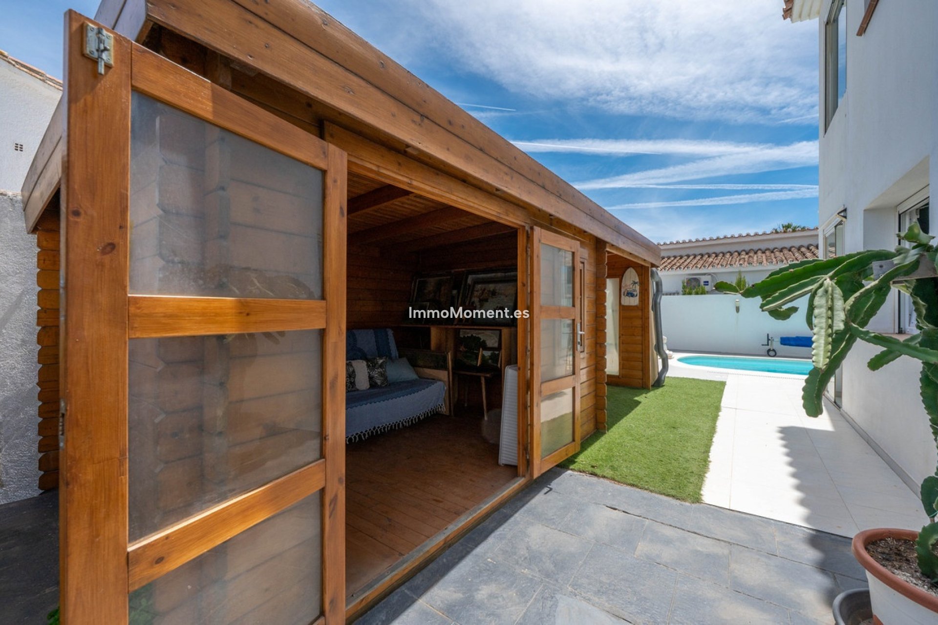 Resale - Detached villa - Estepona - Estepona Centro