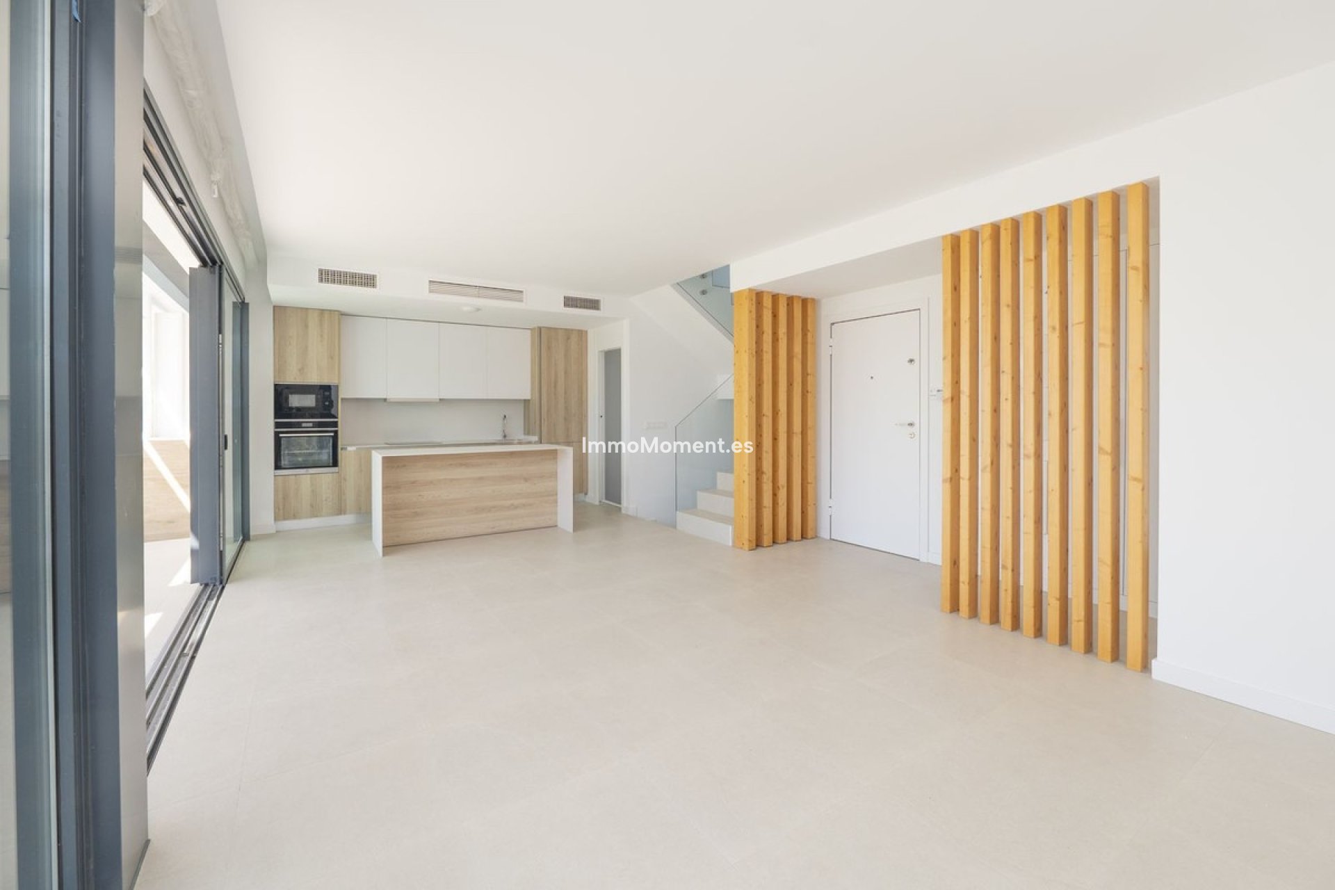 Resale - Detached villa - Estepona - Estepona Centro