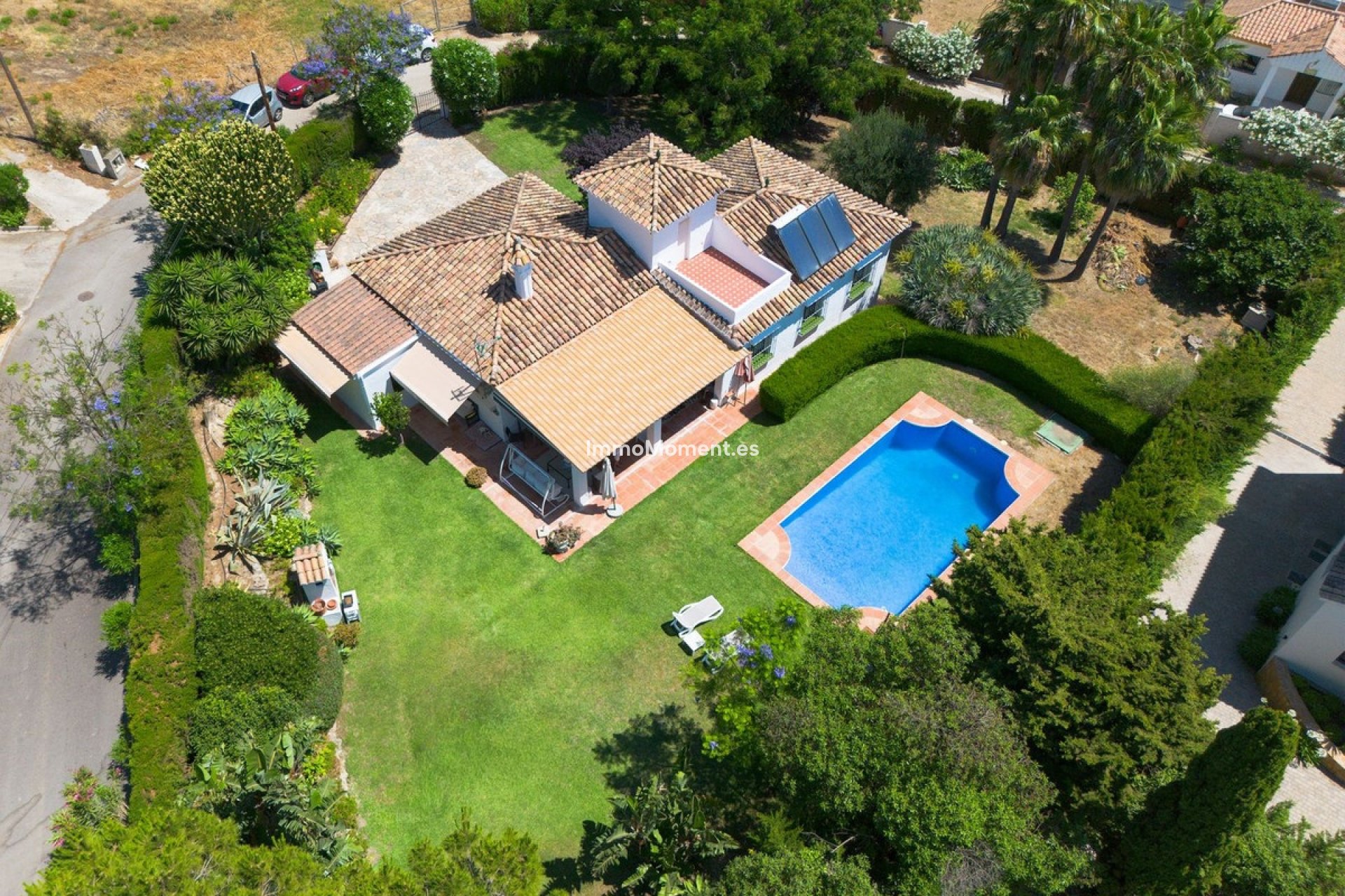 Resale - Detached villa - Estepona - Estepona Centro