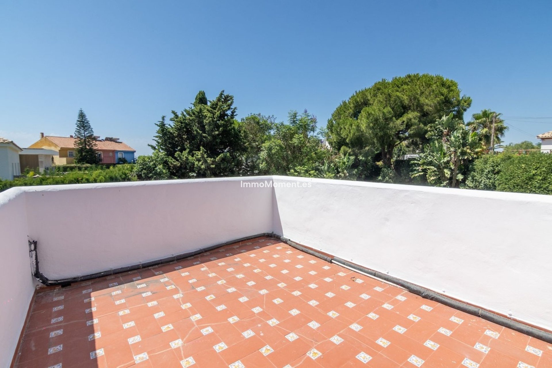 Resale - Detached villa - Estepona - Estepona Centro