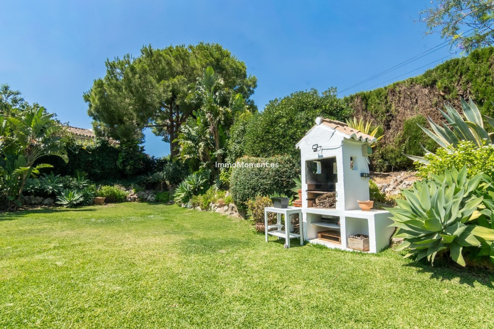Resale - Detached villa - Estepona - Estepona Centro