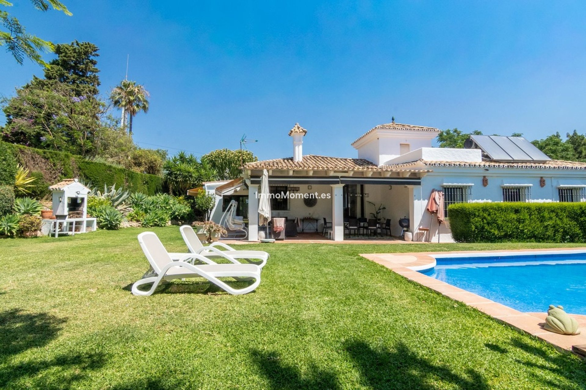 Resale - Detached villa - Estepona - Estepona Centro