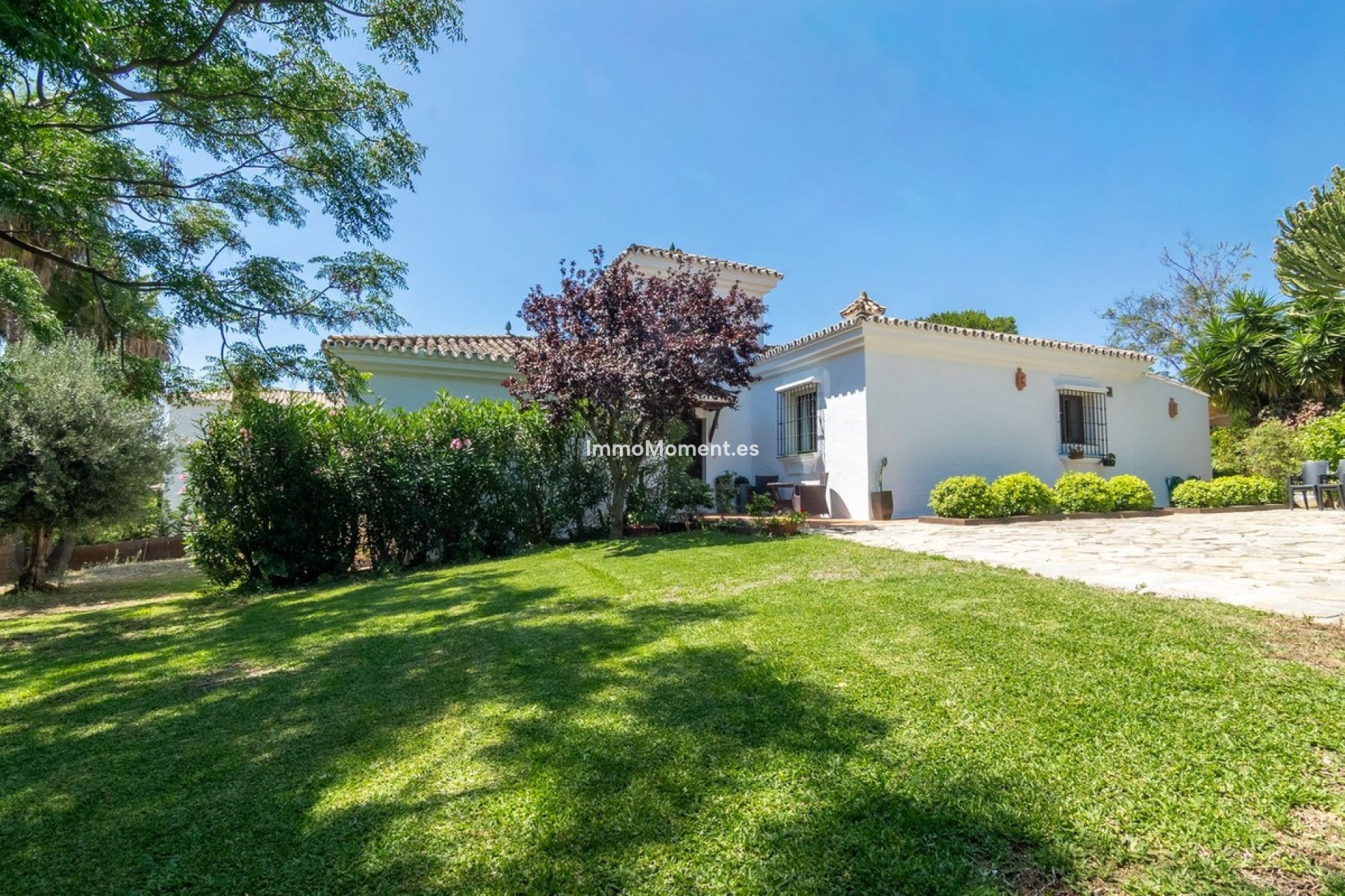 Resale - Detached villa - Estepona - Estepona Centro