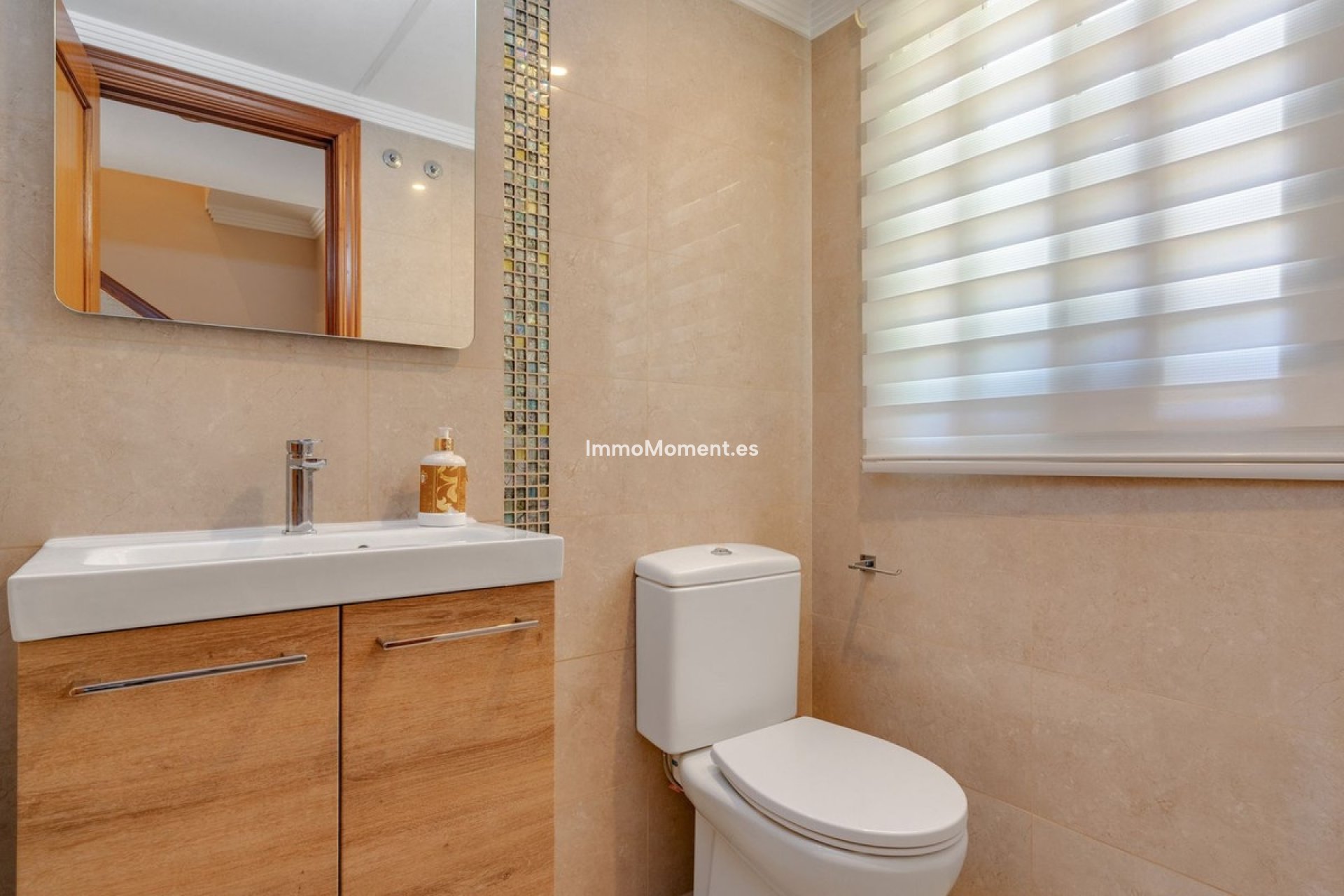 Resale - Detached villa - Estepona - Estepona Centro