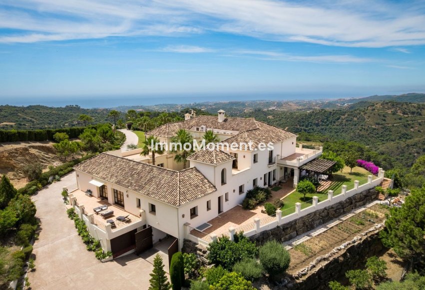 Resale - Detached villa - Estepona - Estepona Centro