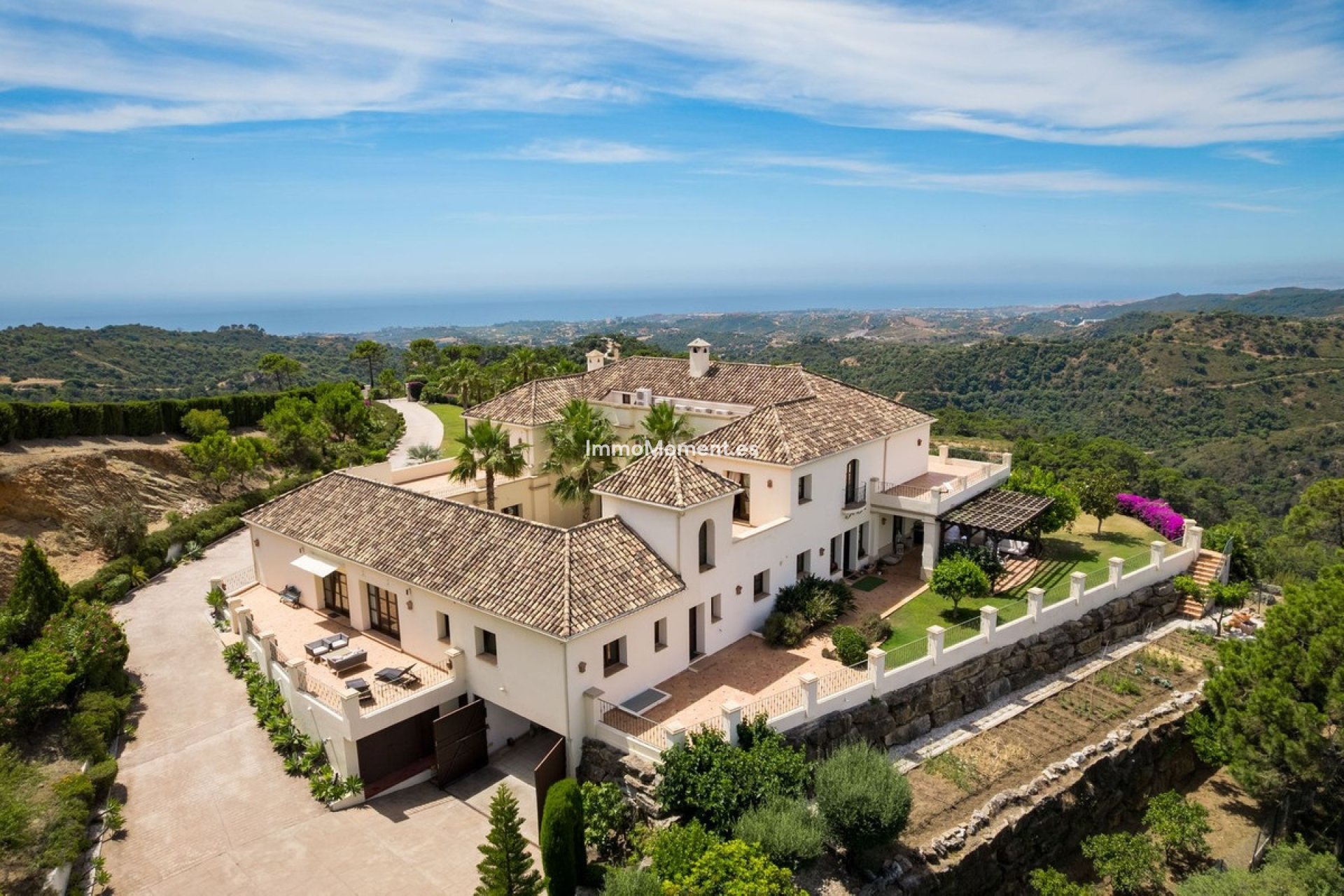 Resale - Detached villa - Estepona - Estepona Centro