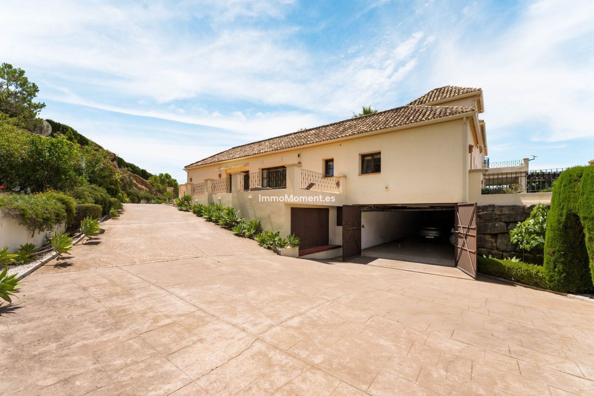 Resale - Detached villa - Estepona - Estepona Centro