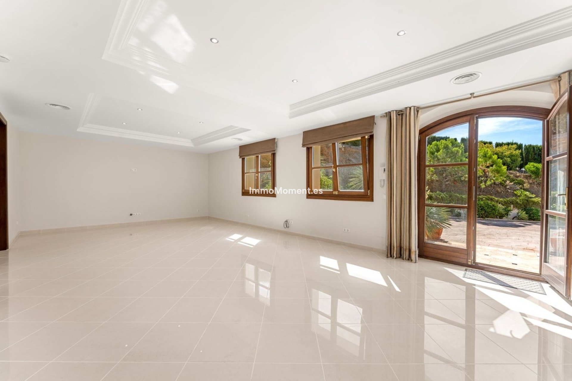 Resale - Detached villa - Estepona - Estepona Centro