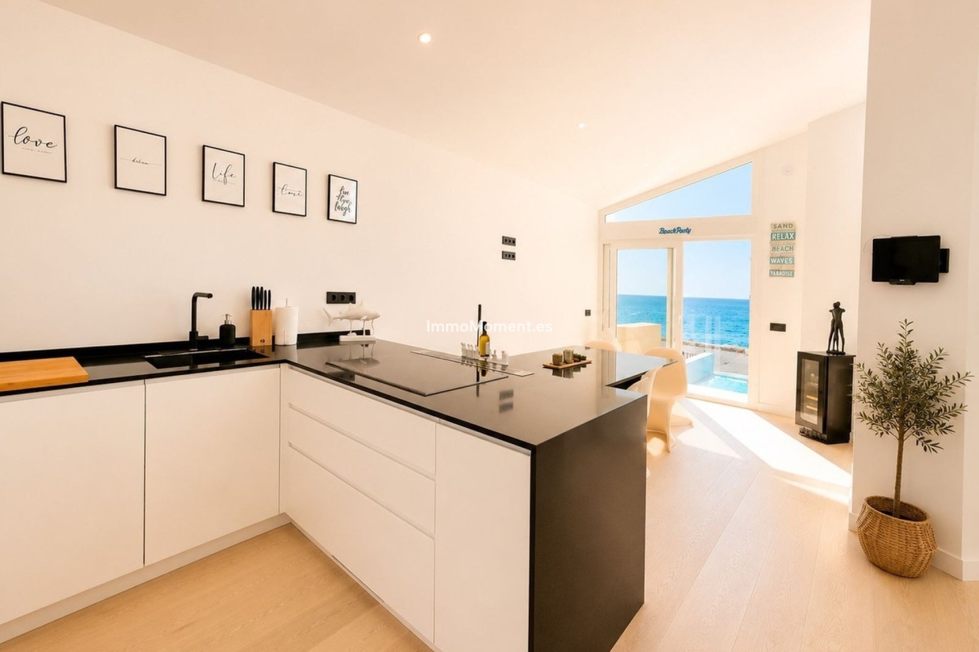 Resale - Detached villa - Estepona - Estepona Centro