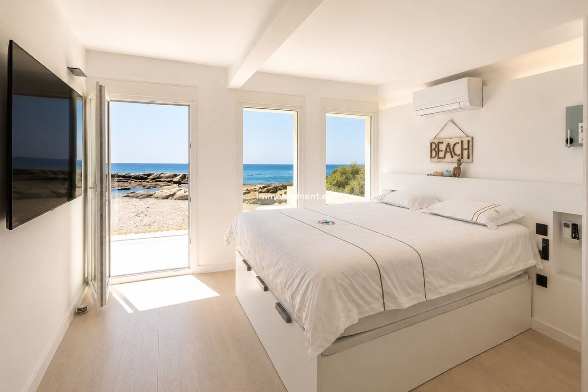Resale - Detached villa - Estepona - Estepona Centro