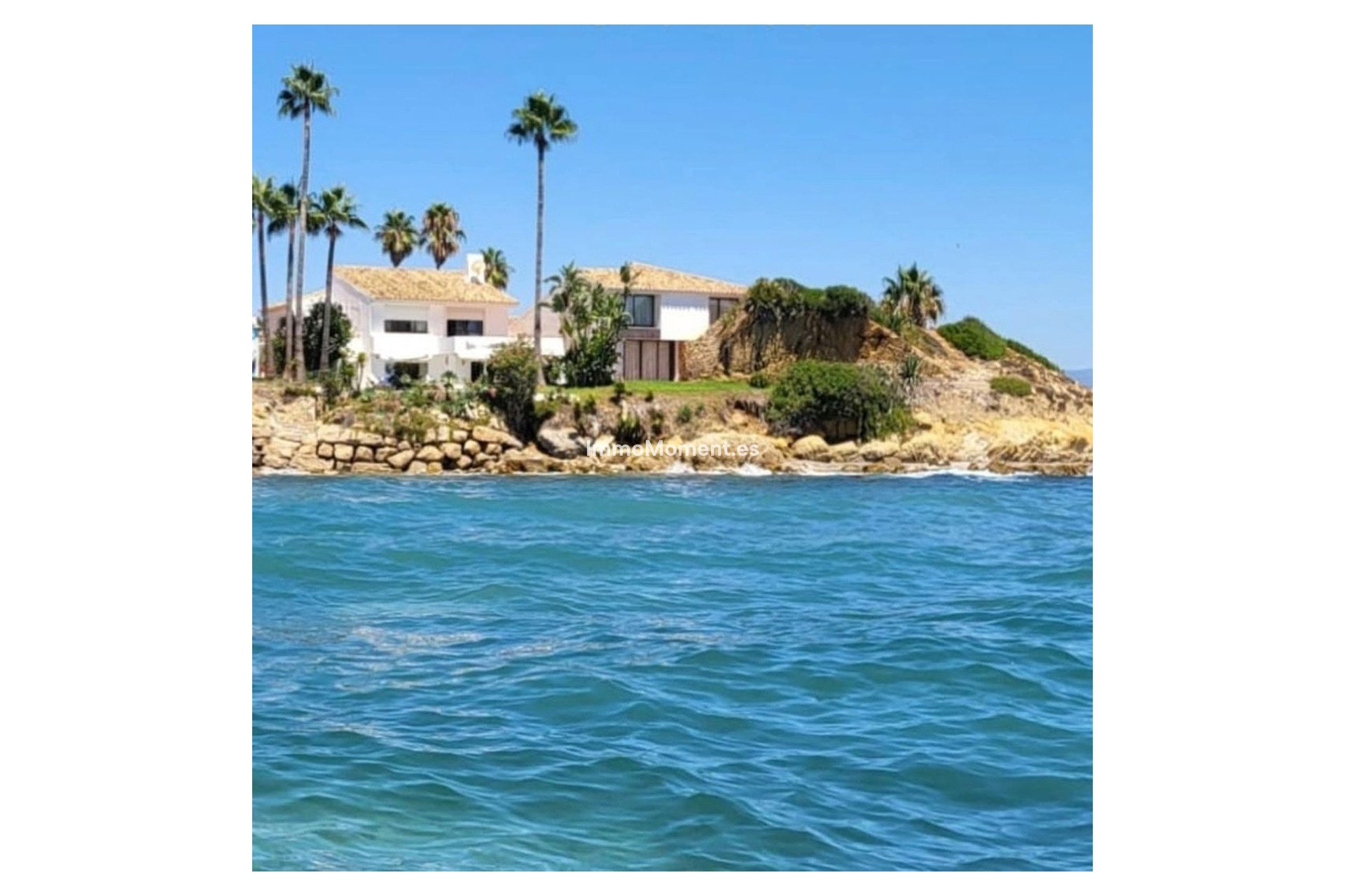 Resale - Detached villa - Estepona - Estepona Centro