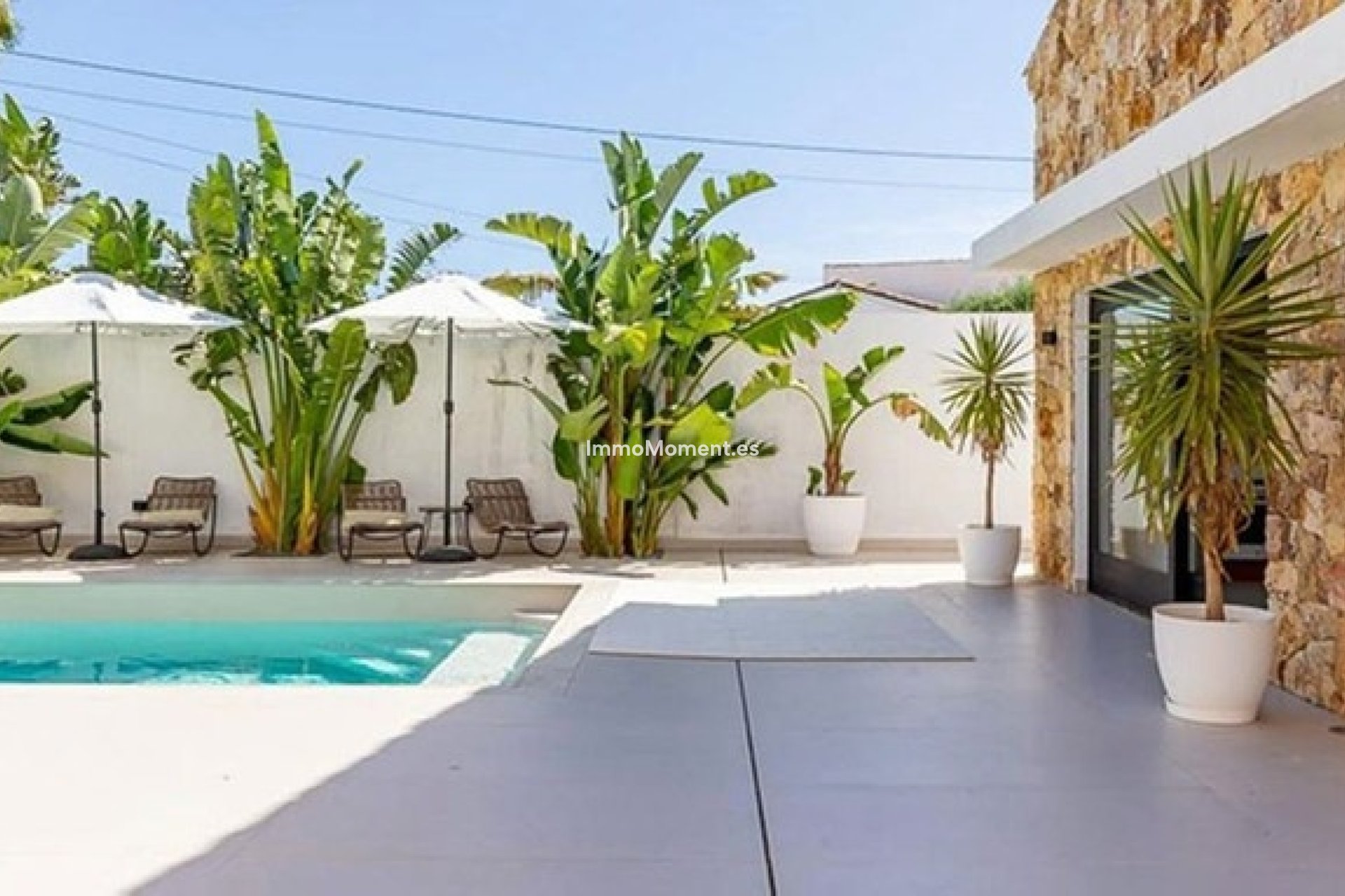 Resale - Detached villa - Estepona - Estepona Centro
