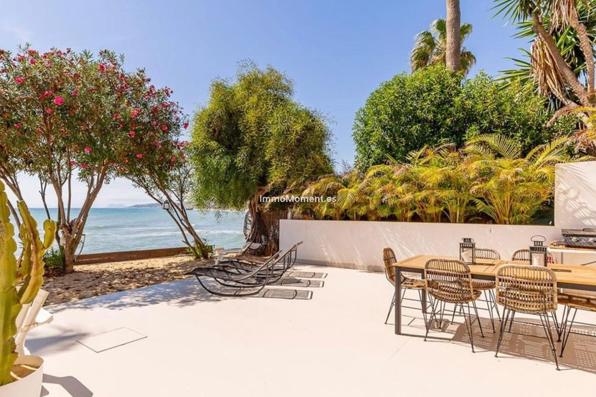 Resale - Detached villa - Estepona - Estepona Centro