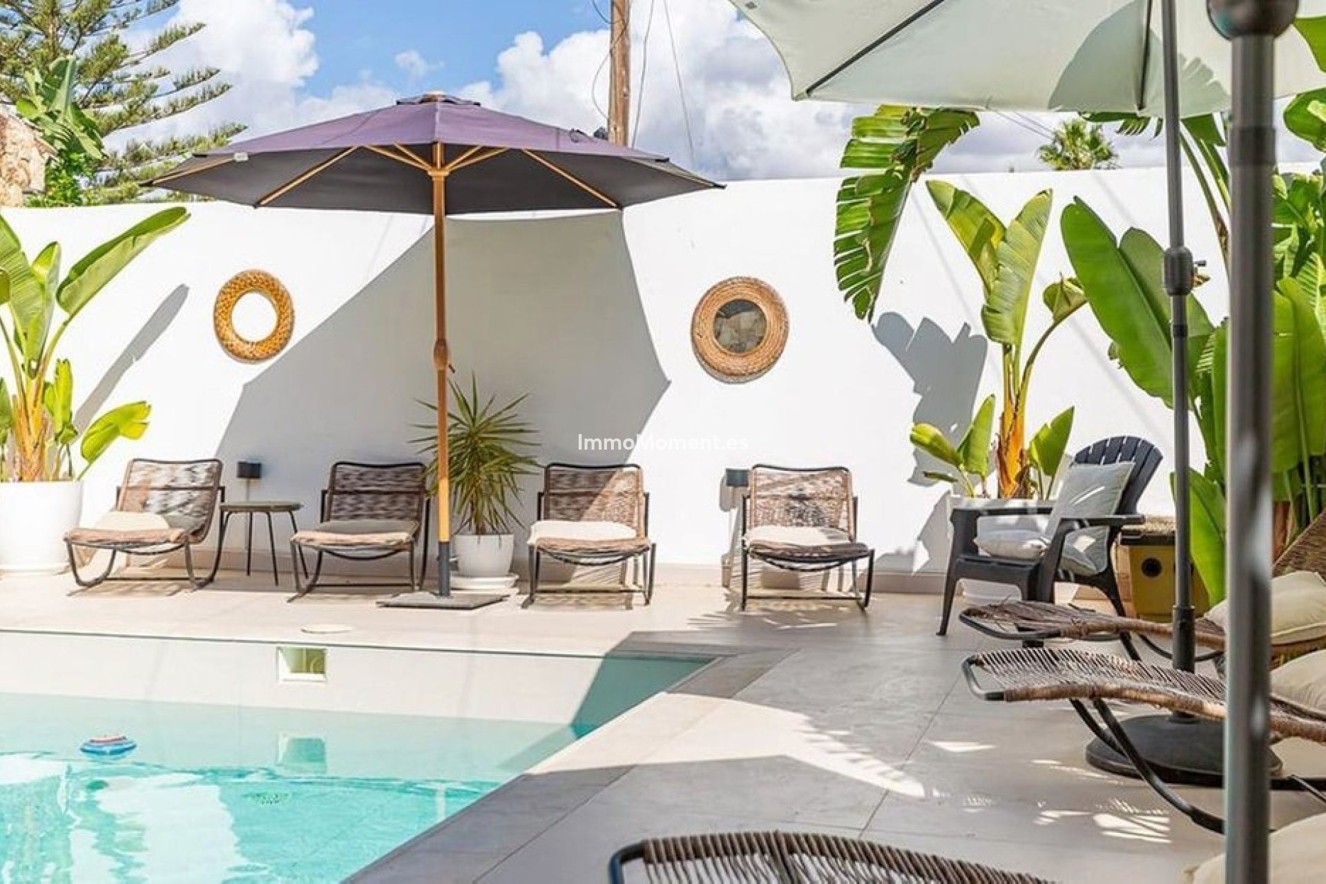 Resale - Detached villa - Estepona - Estepona Centro