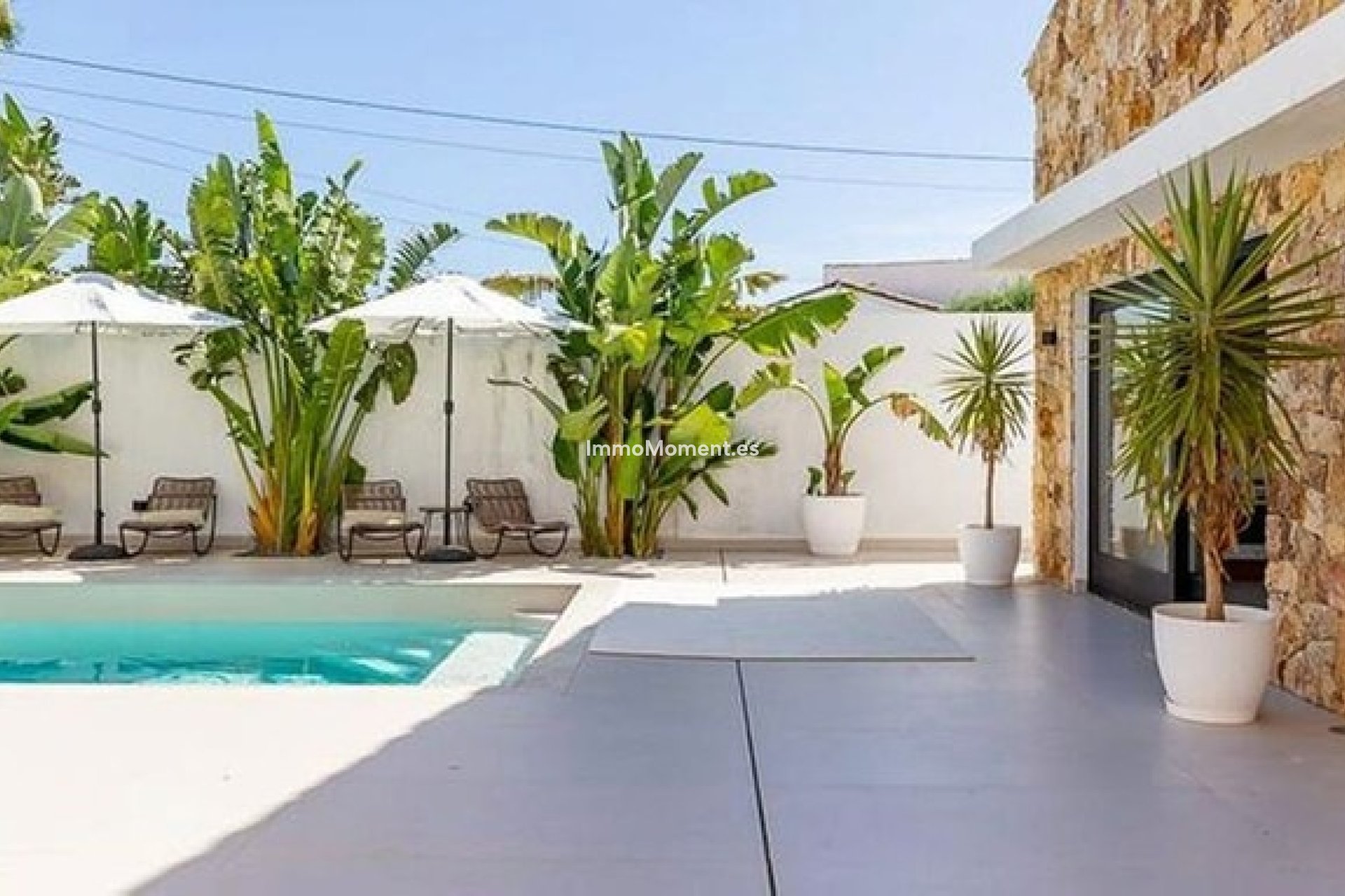 Resale - Detached villa - Estepona - Estepona Centro