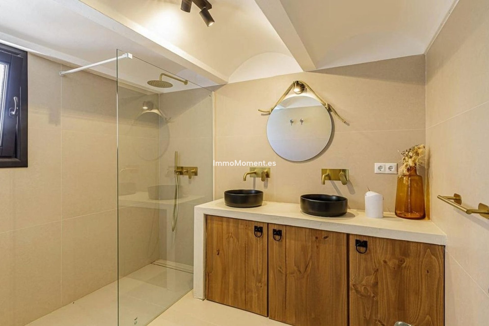 Resale - Detached villa - Estepona - Estepona Centro