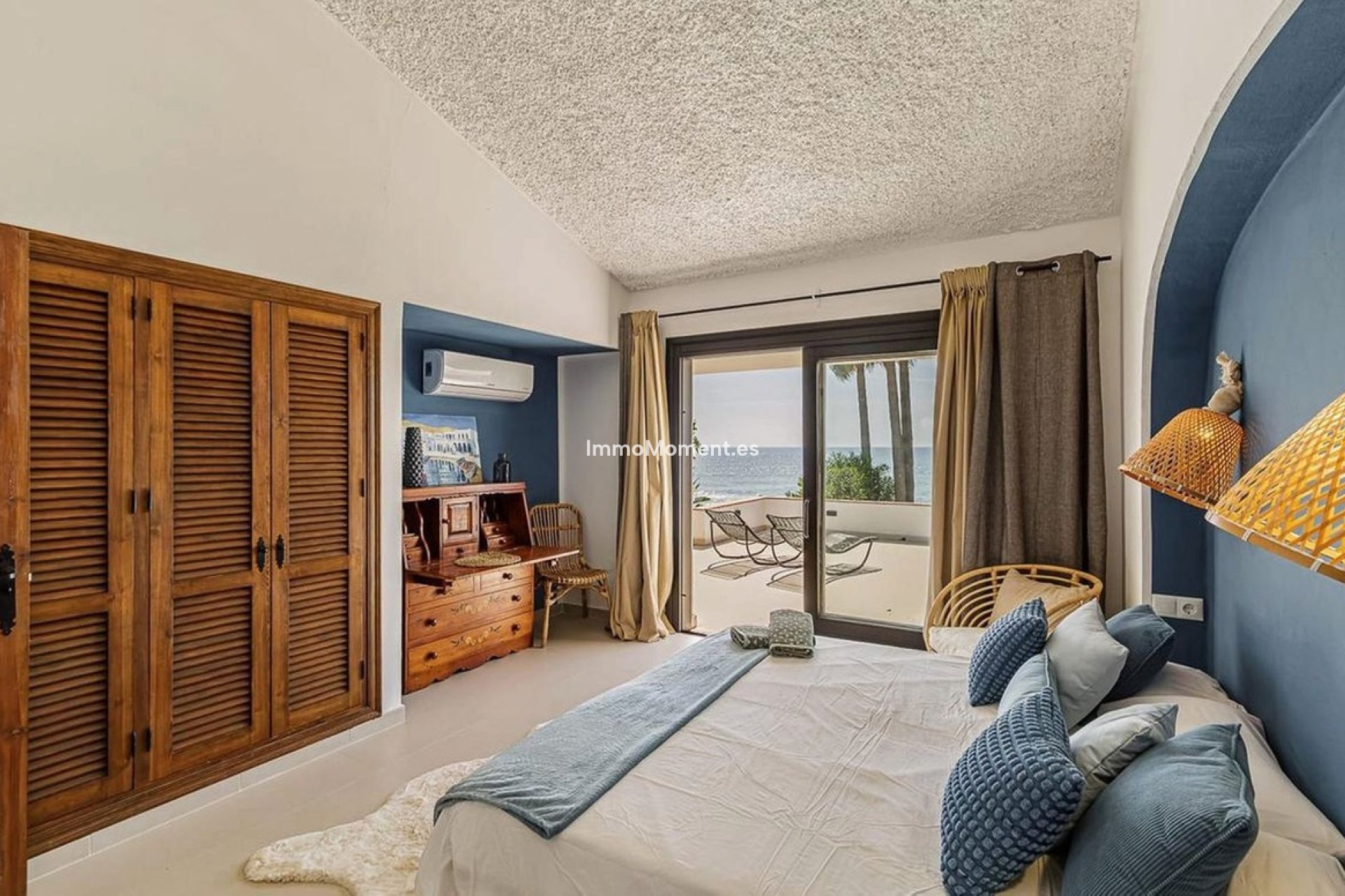Resale - Detached villa - Estepona - Estepona Centro