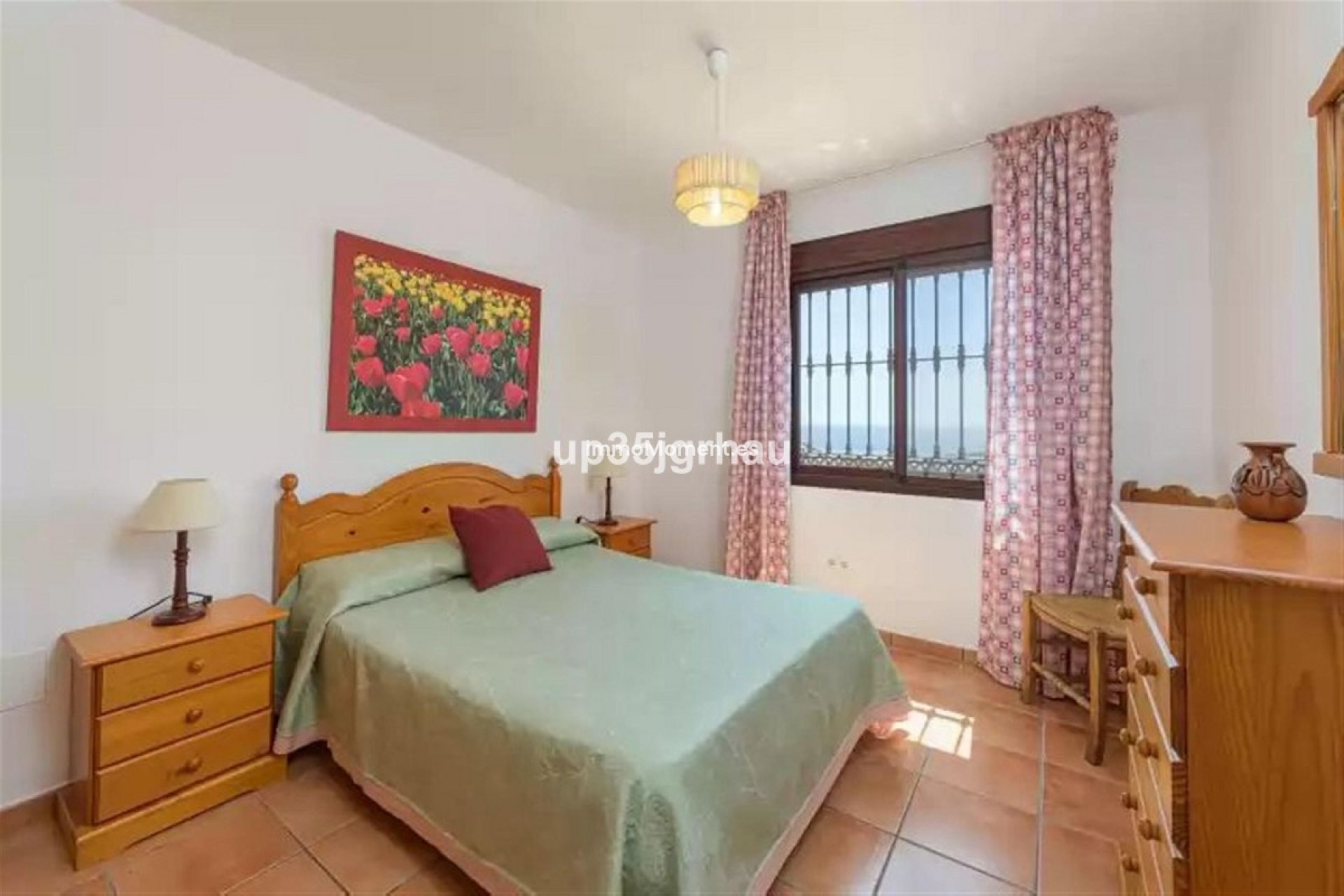 Resale - Detached villa - Estepona - Estepona Centro
