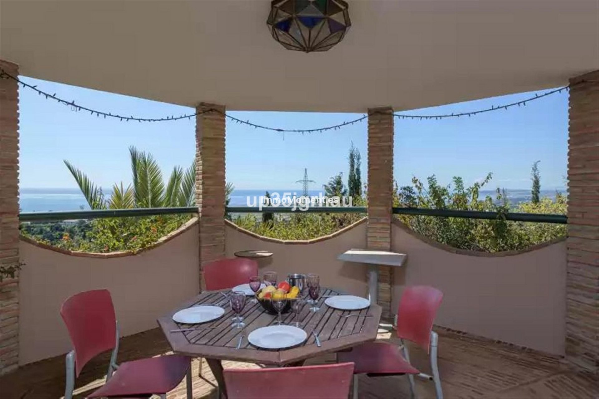 Resale - Detached villa - Estepona - Estepona Centro