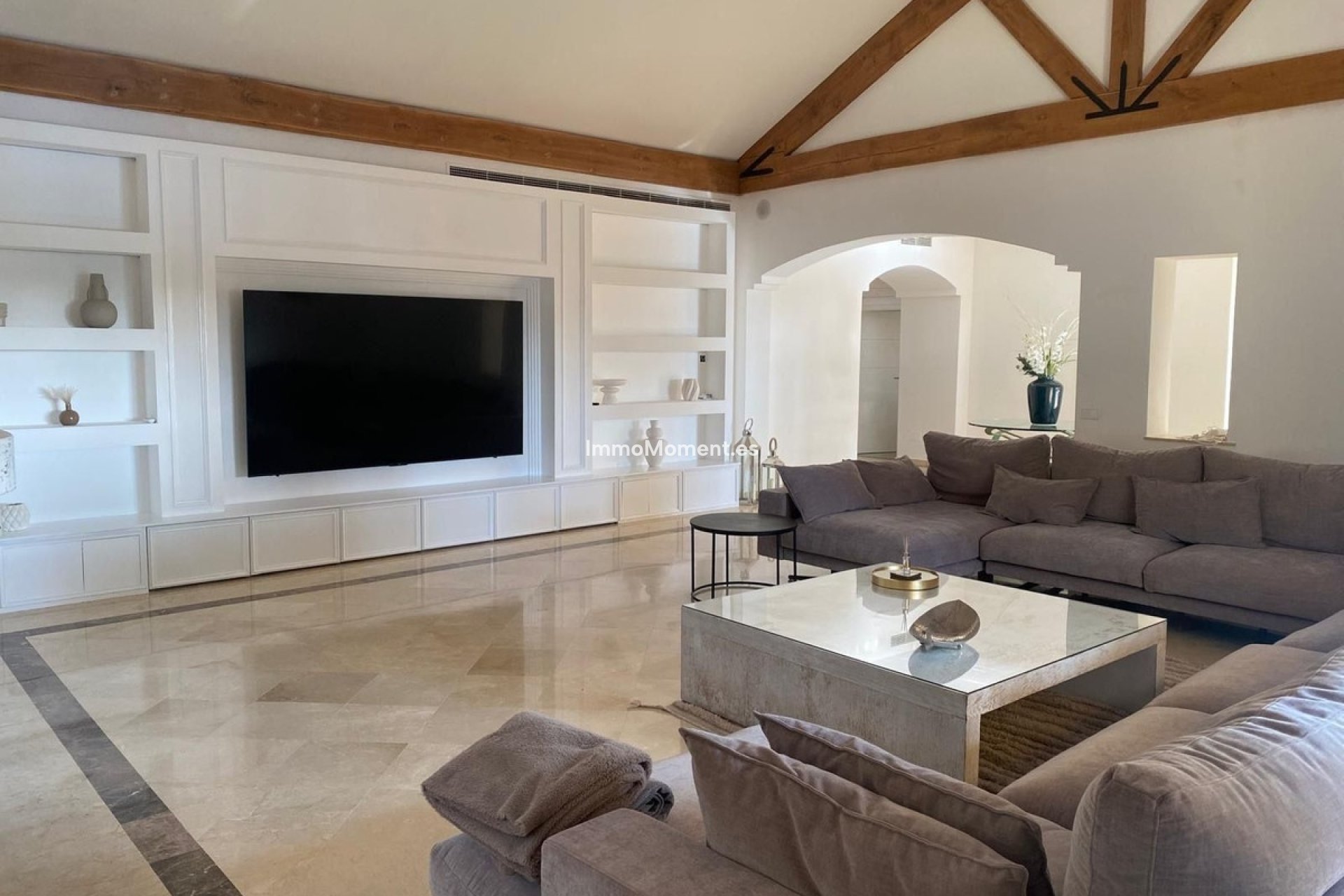 Resale - Detached villa - Estepona - Estepona Centro