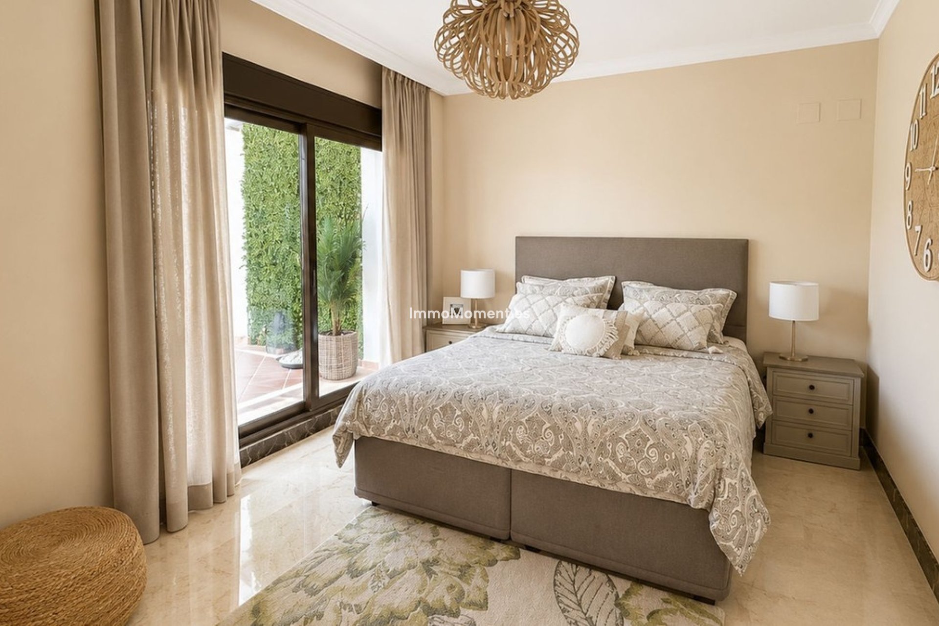 Resale - Detached villa - Estepona - Estepona Centro