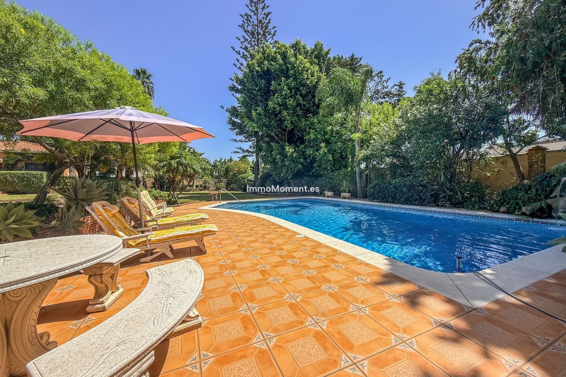 Resale - Detached villa - Estepona - New Golden Mile