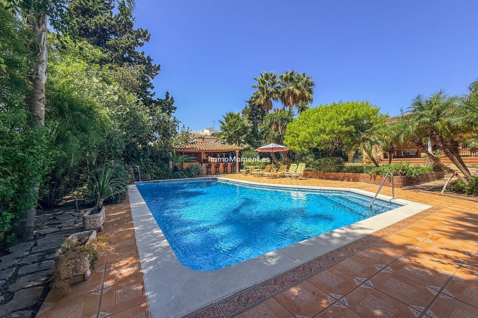 Resale - Detached villa - Estepona - New Golden Mile