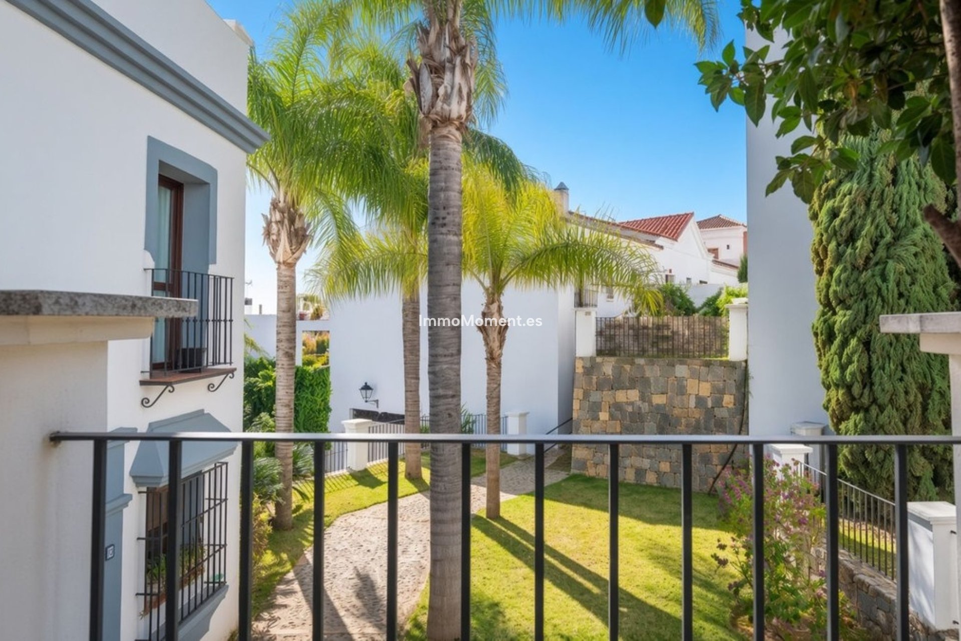 Resale - Detached villa - Estepona - New Golden Mile