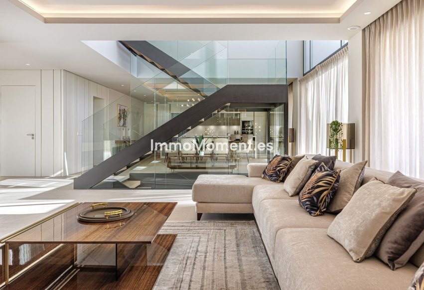 Resale - Detached villa - Estepona - New Golden Mile