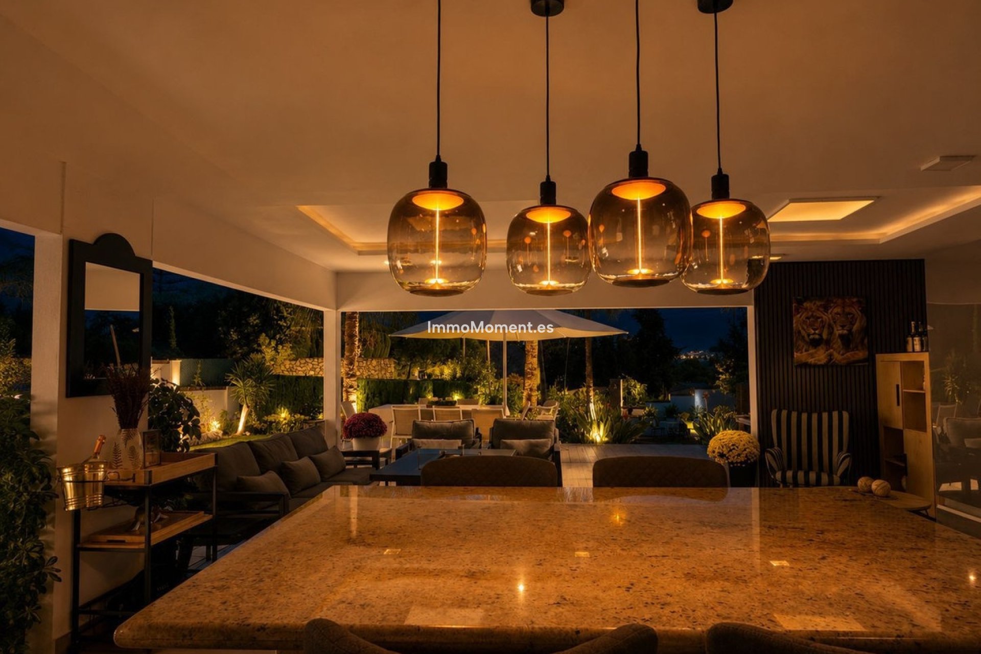 Resale - Detached villa - Estepona - New Golden Mile