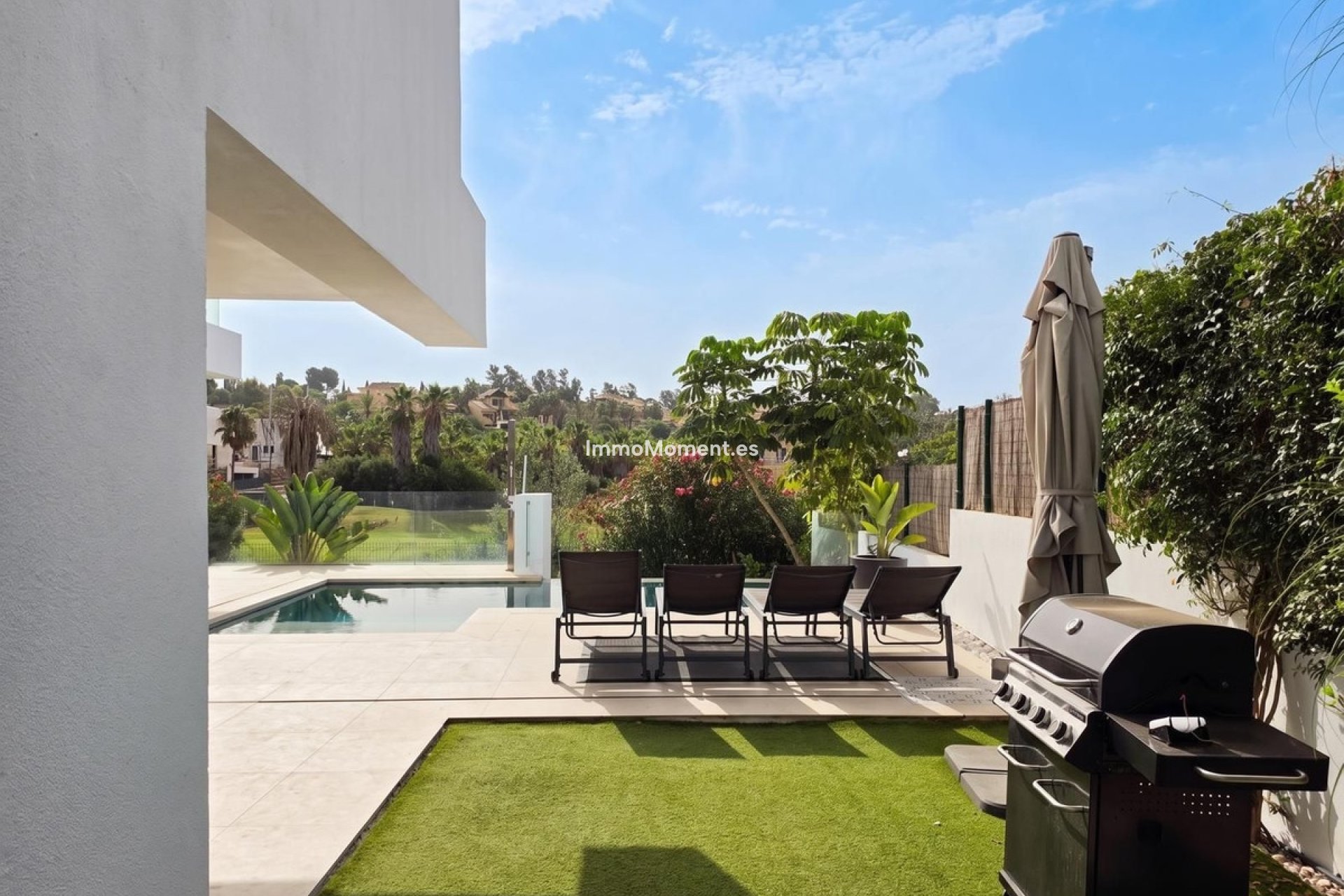 Resale - Detached villa - Estepona - New Golden Mile