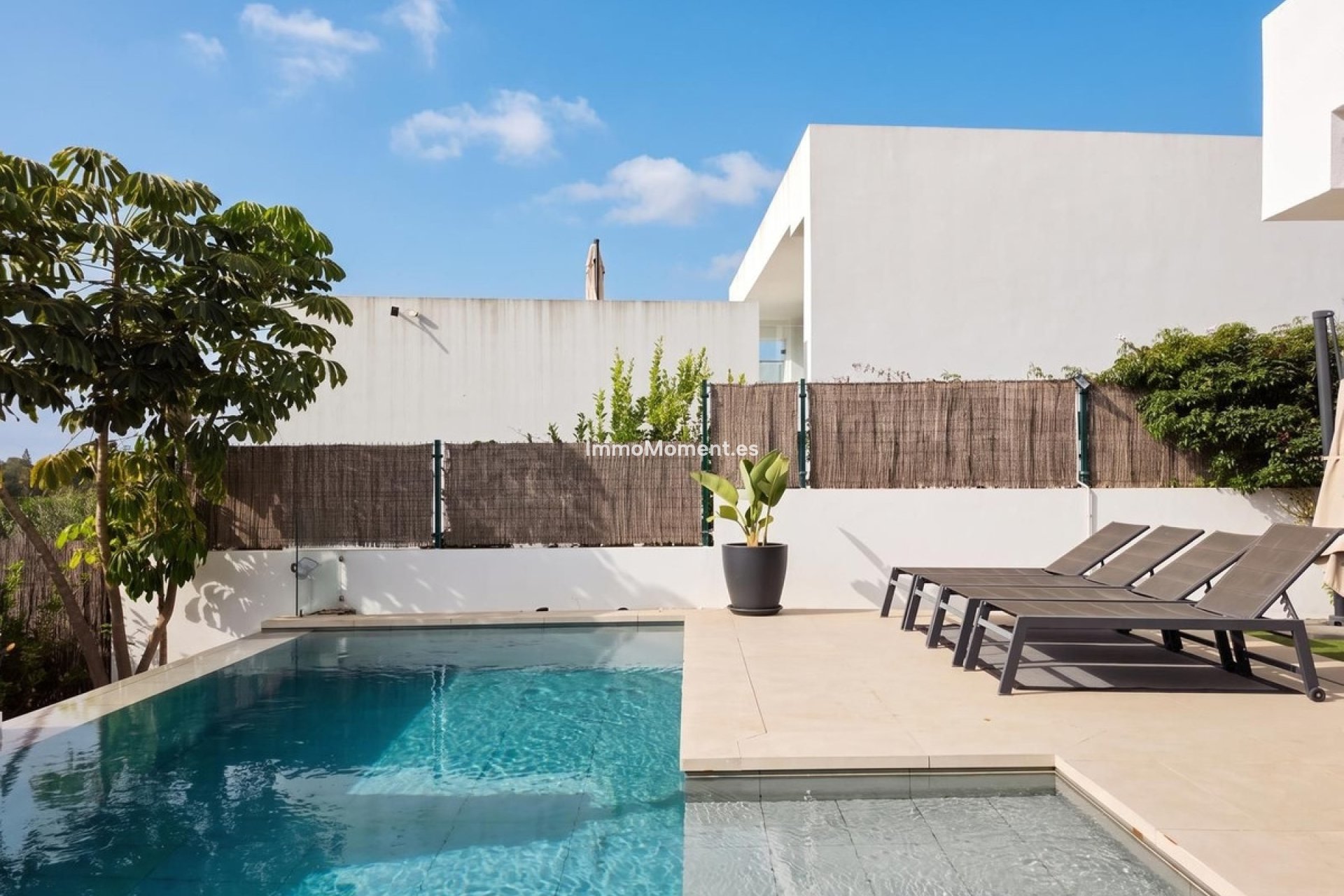 Resale - Detached villa - Estepona - New Golden Mile