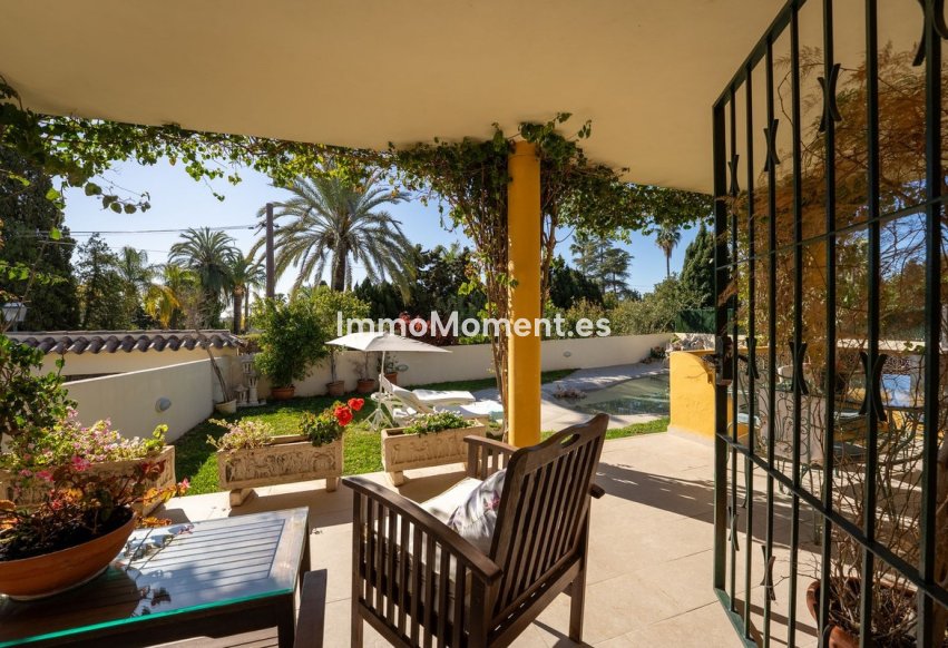 Resale - Detached villa - Estepona - New Golden Mile