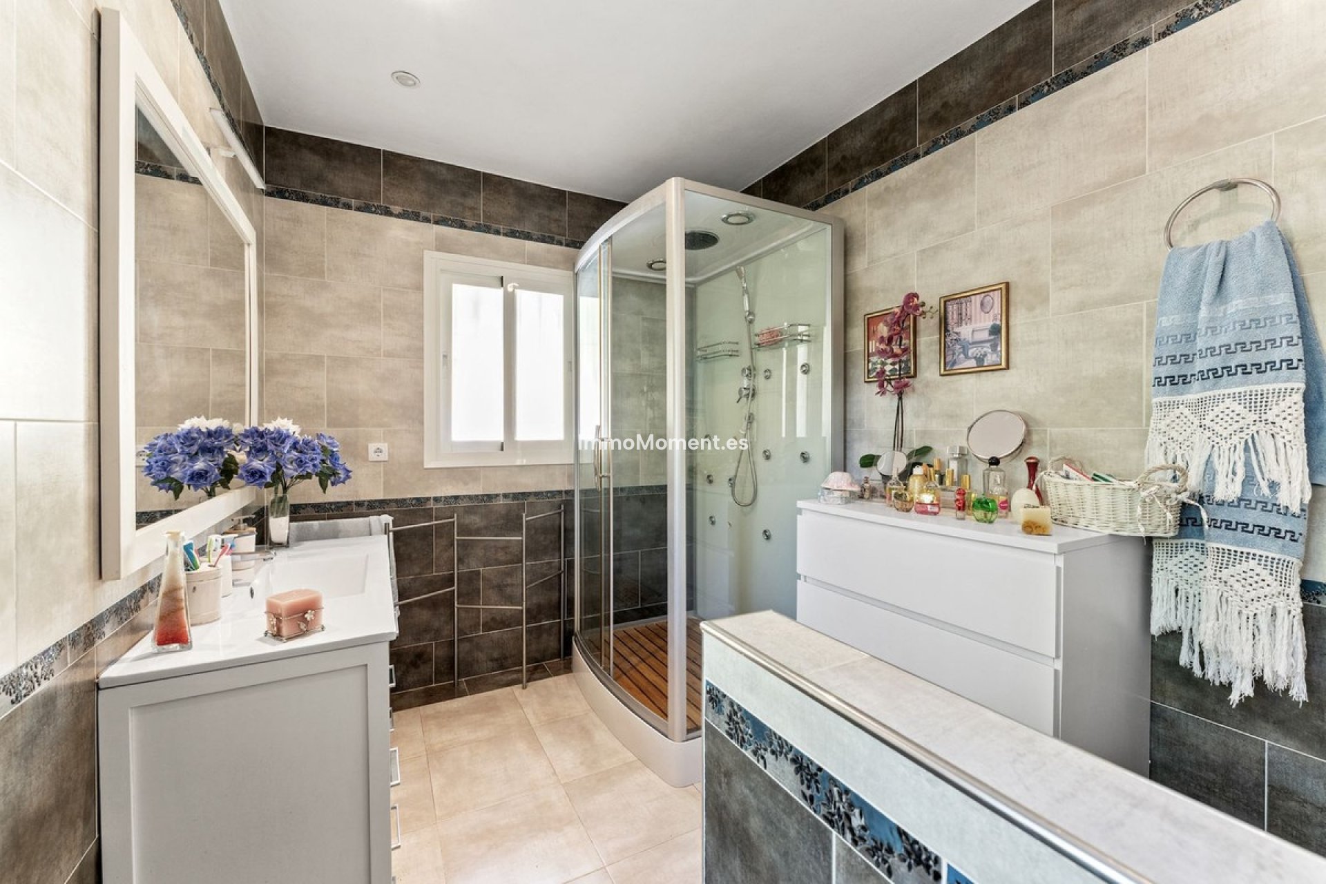 Resale - Detached villa - Estepona - New Golden Mile