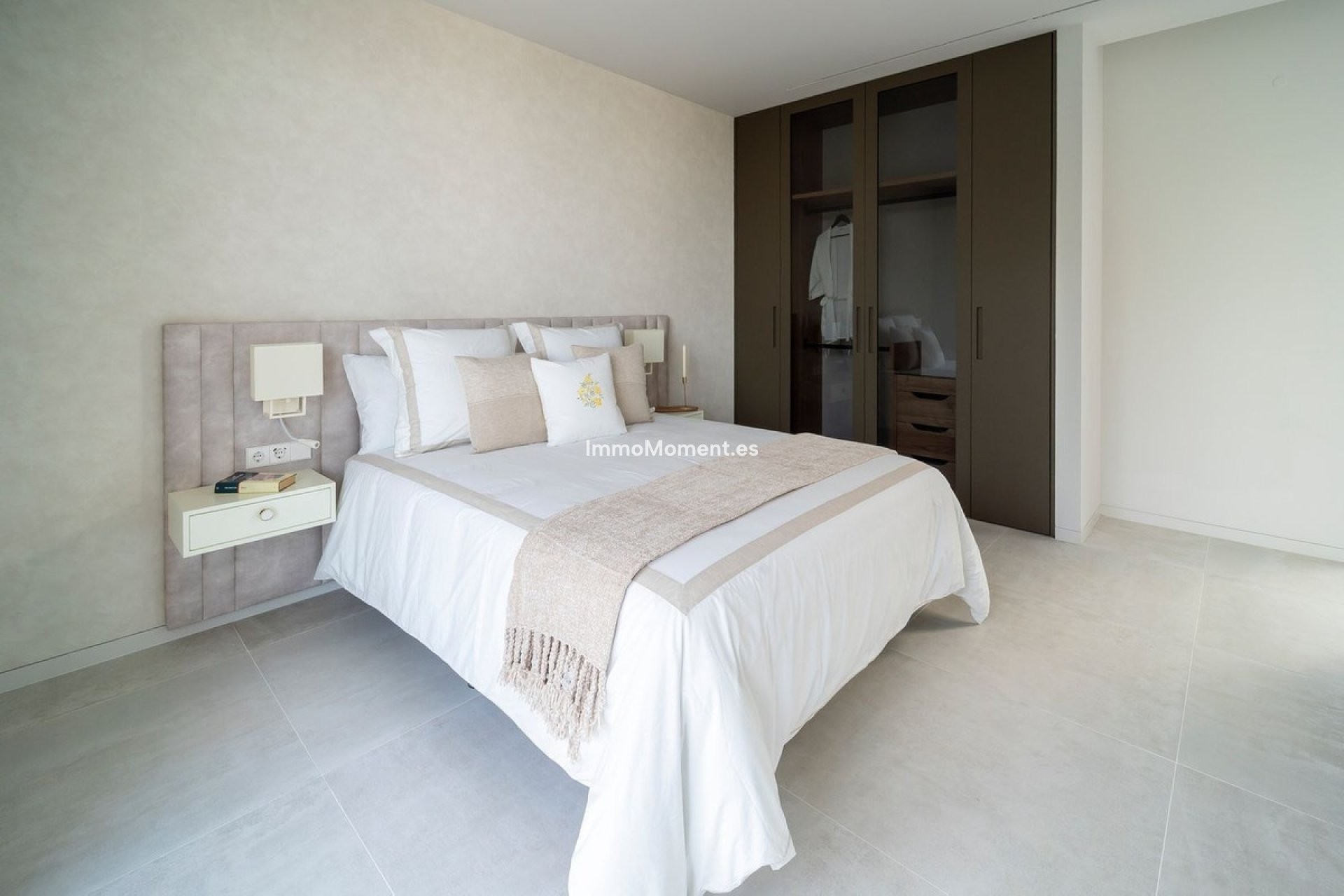 Resale - Detached villa - Estepona - New Golden Mile