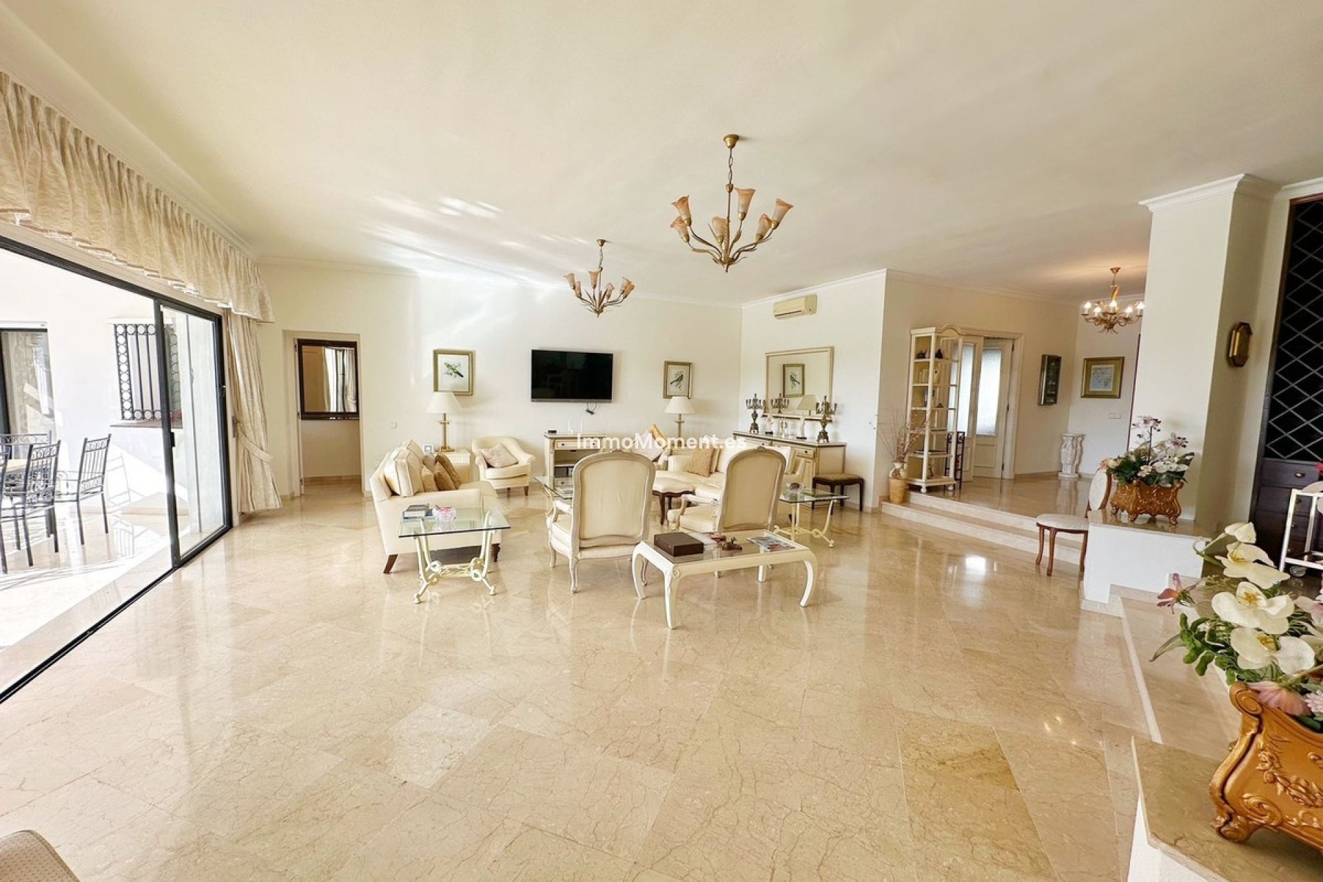 Resale - Detached villa - Estepona - New Golden Mile