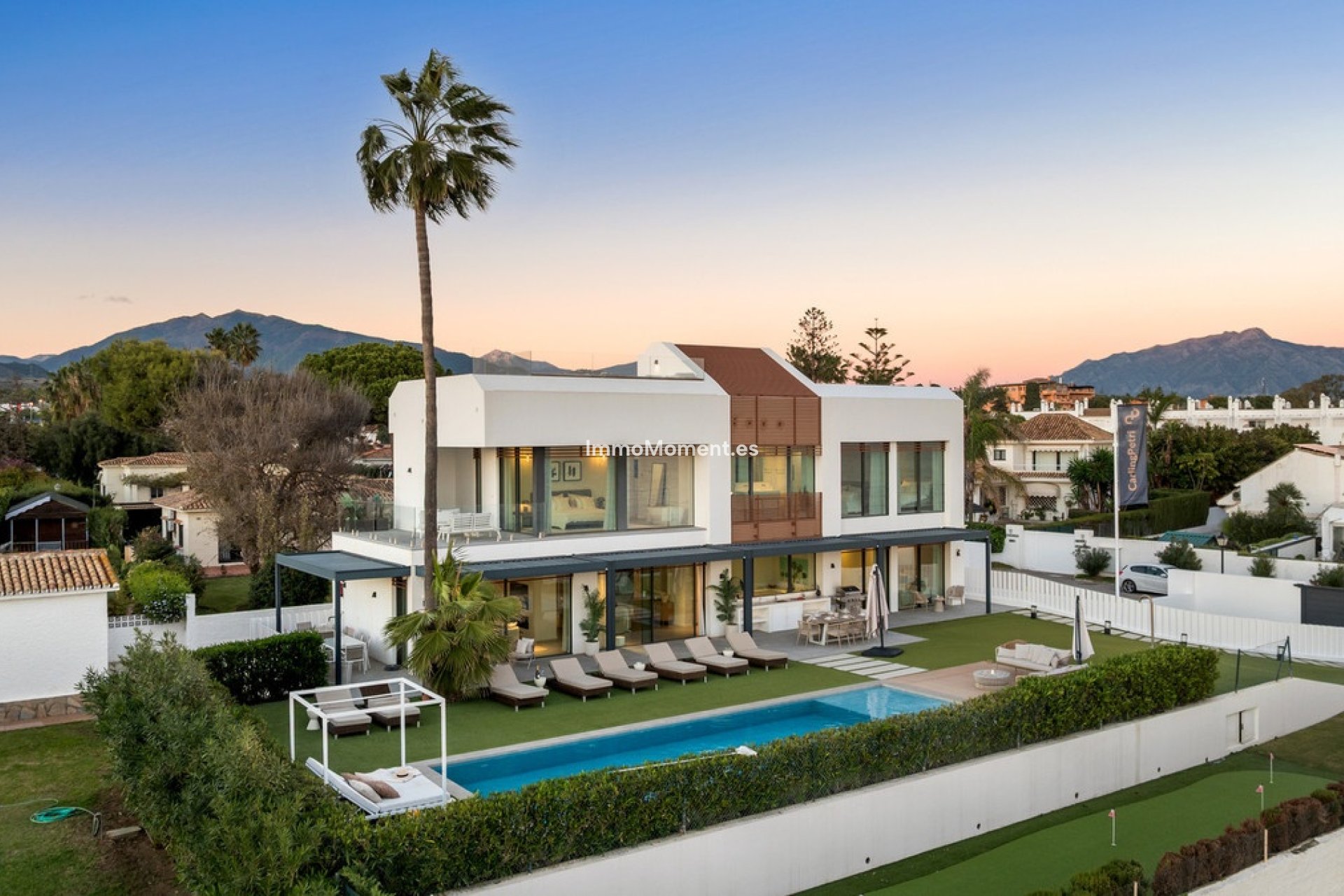 Resale - Detached villa - Estepona - New Golden Mile