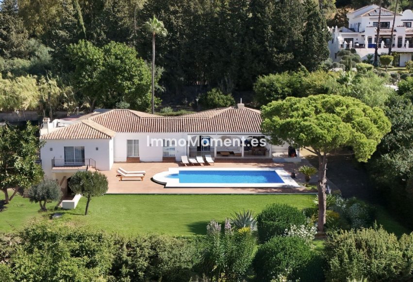 Resale - Detached villa - Estepona - New Golden Mile