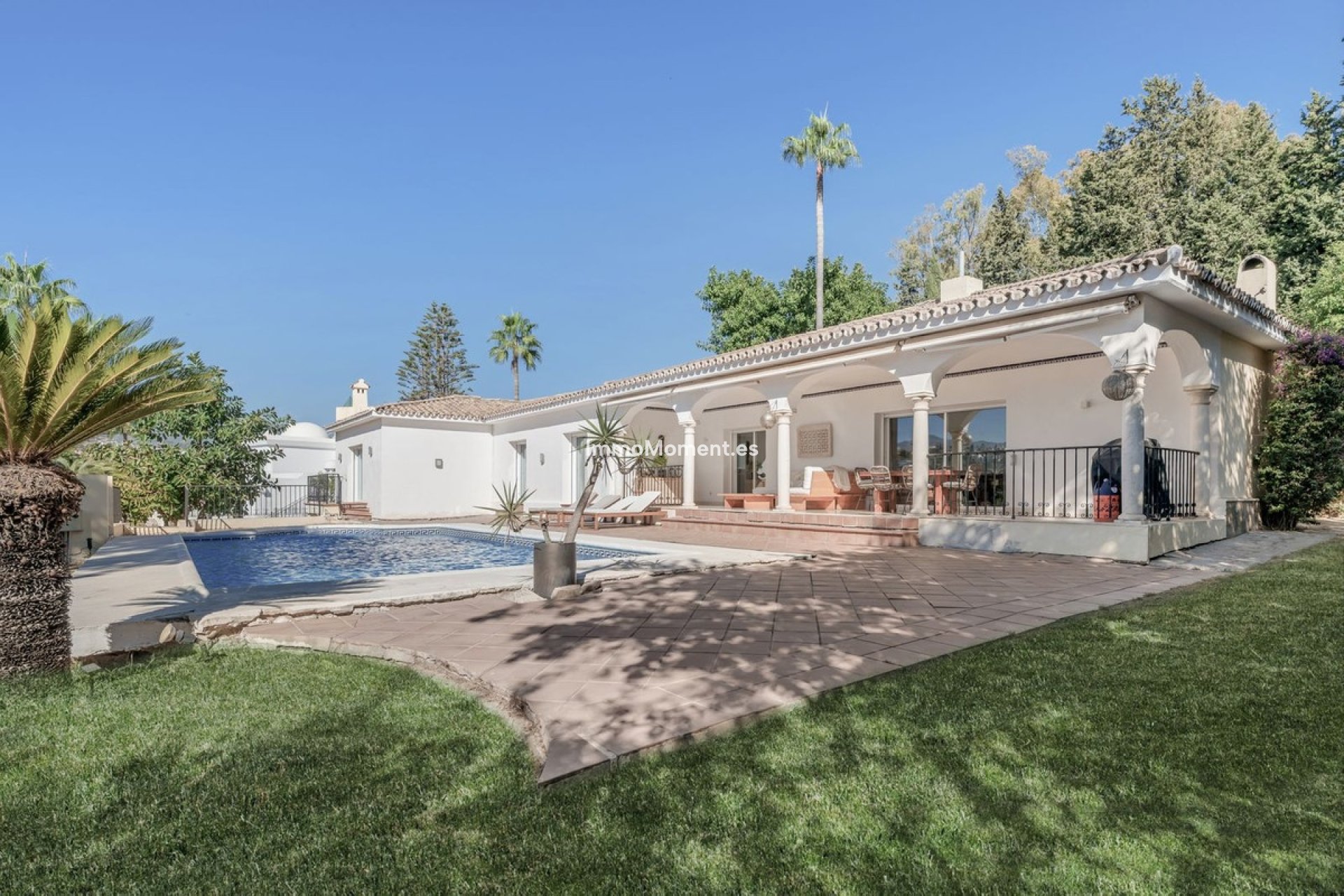 Resale - Detached villa - Estepona - New Golden Mile