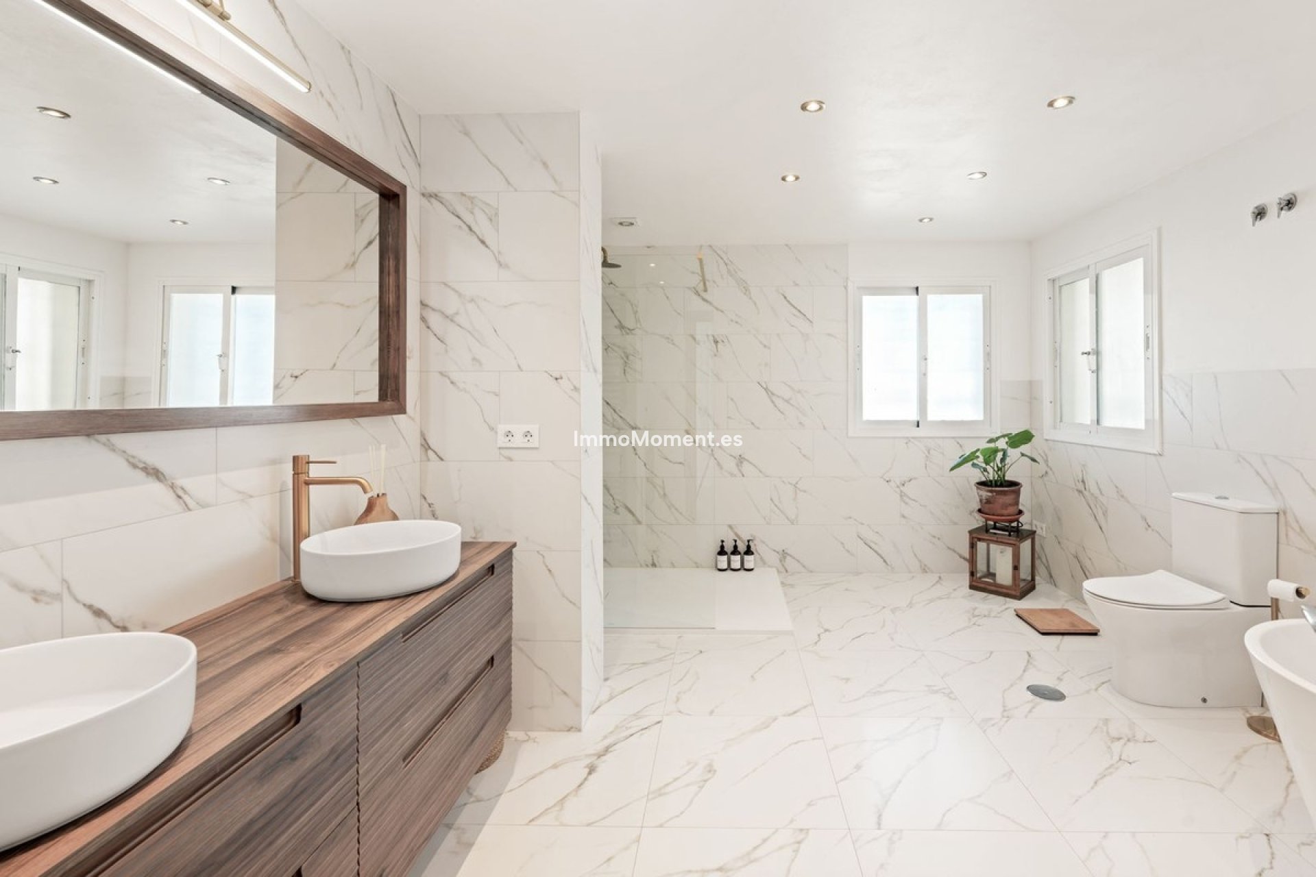 Resale - Detached villa - Estepona - New Golden Mile